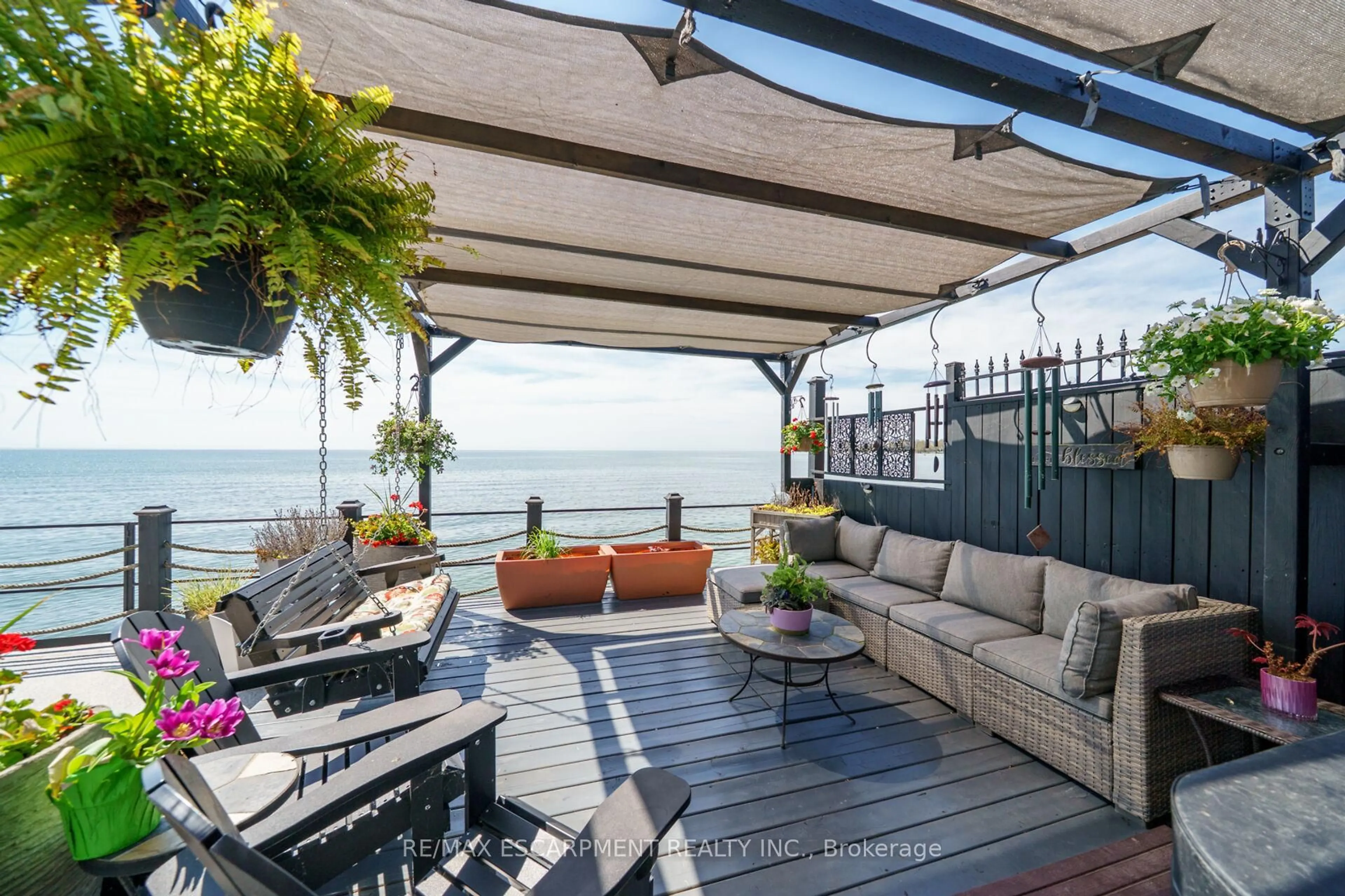 Patio, water/lake/river/ocean view for 1200 LAKESHORE Rd, Haldimand Ontario N0A 1P0