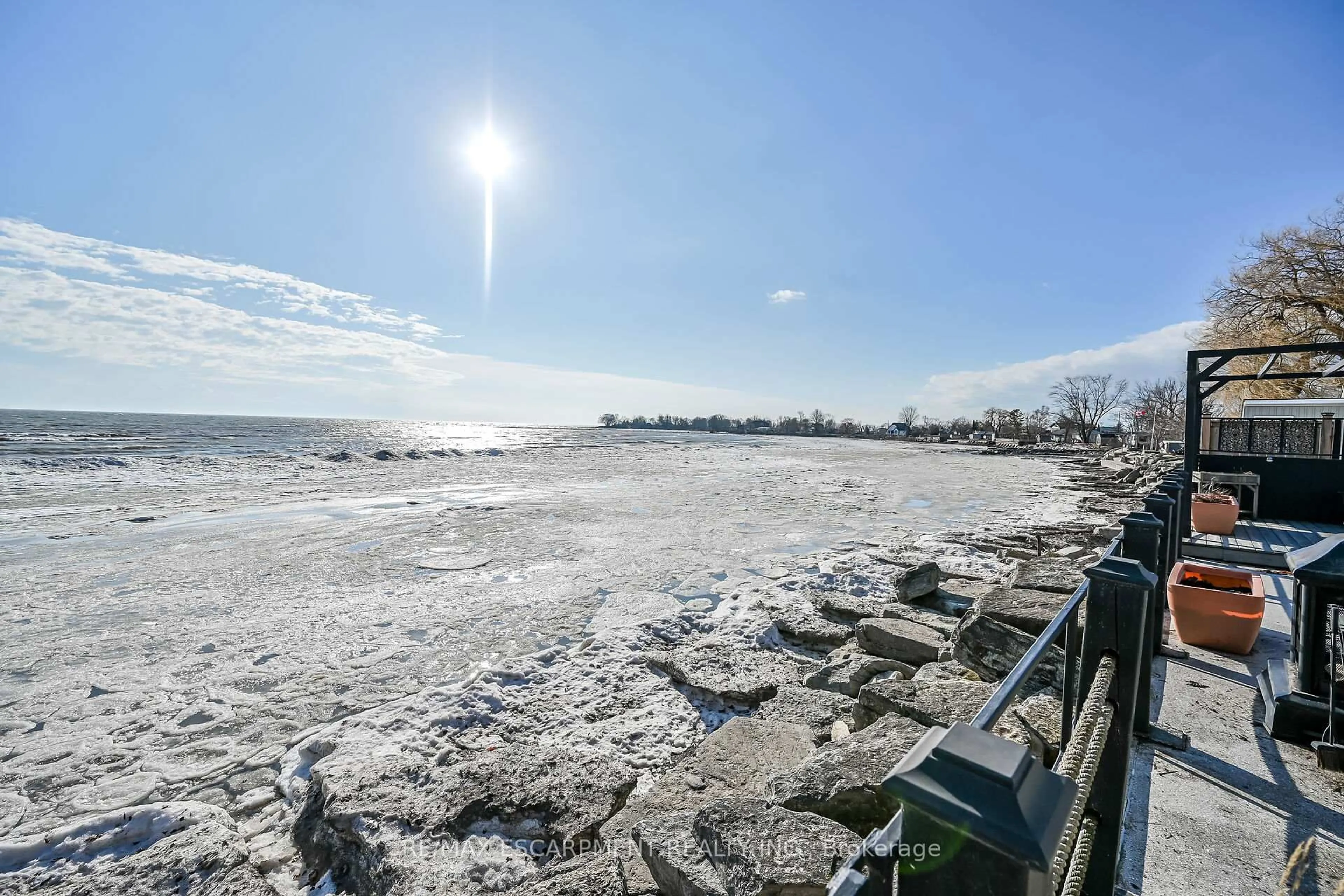 Patio, water/lake/river/ocean view for 1200 LAKESHORE Rd, Haldimand Ontario N0A 1P0