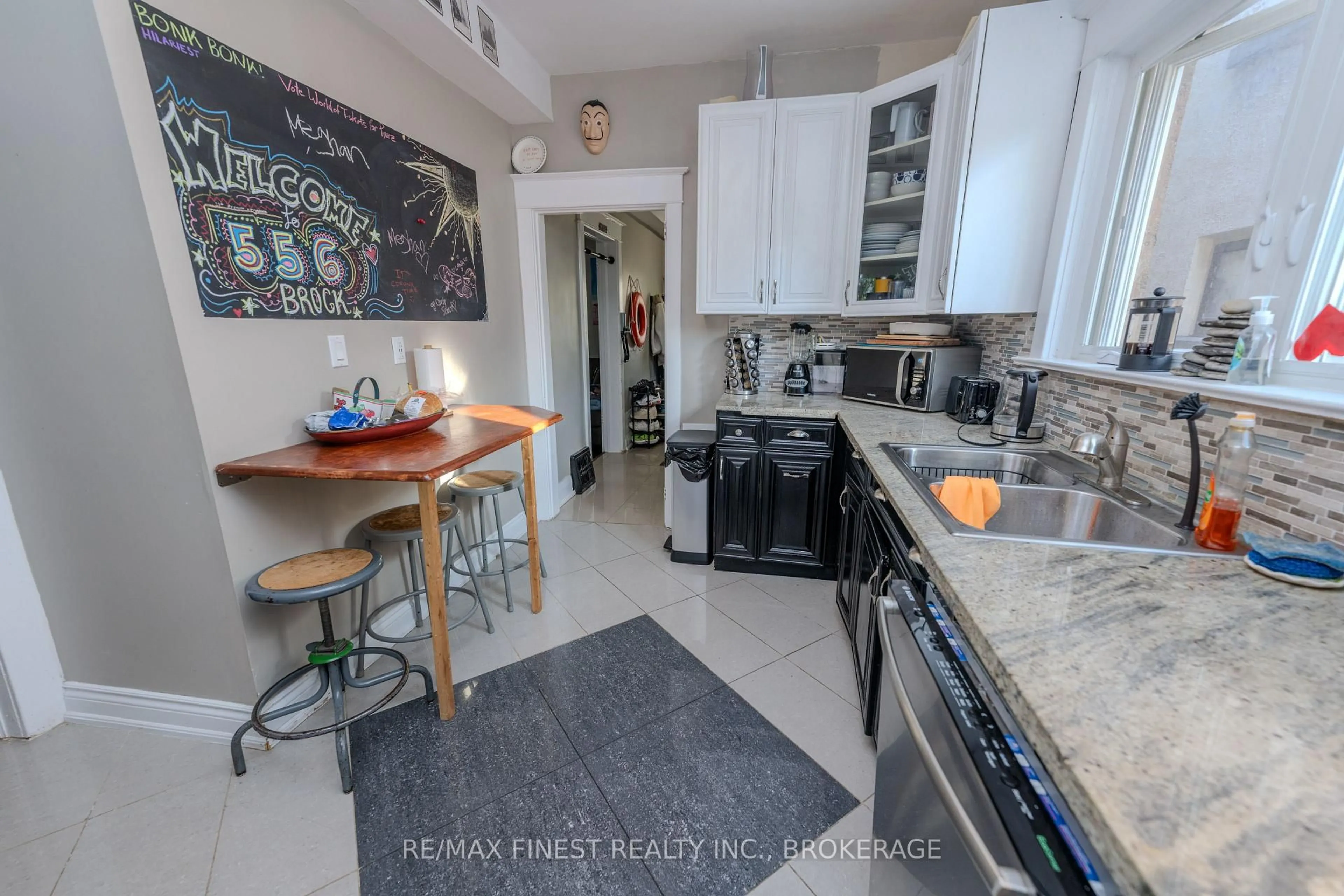 Open concept kitchen, ceramic/tile floor for 556 Brock St, Kingston Ontario K7L 1V2