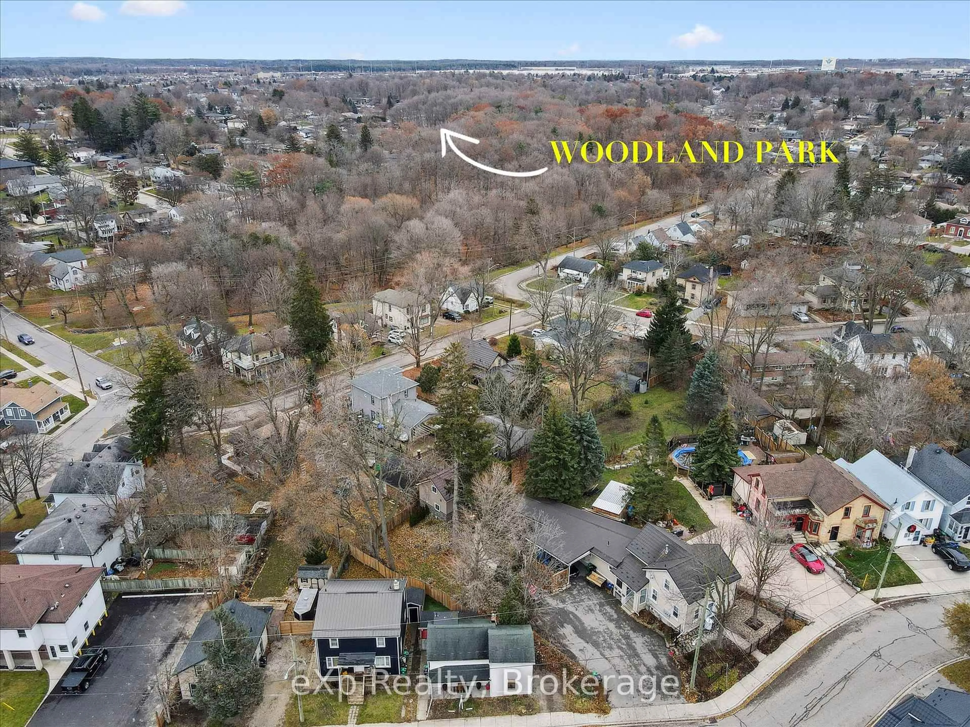 A pic from outside/outdoor area/front of a property/back of a property/a pic from drone, unknown for 20 Bergey St, Cambridge Ontario N3C 1P6