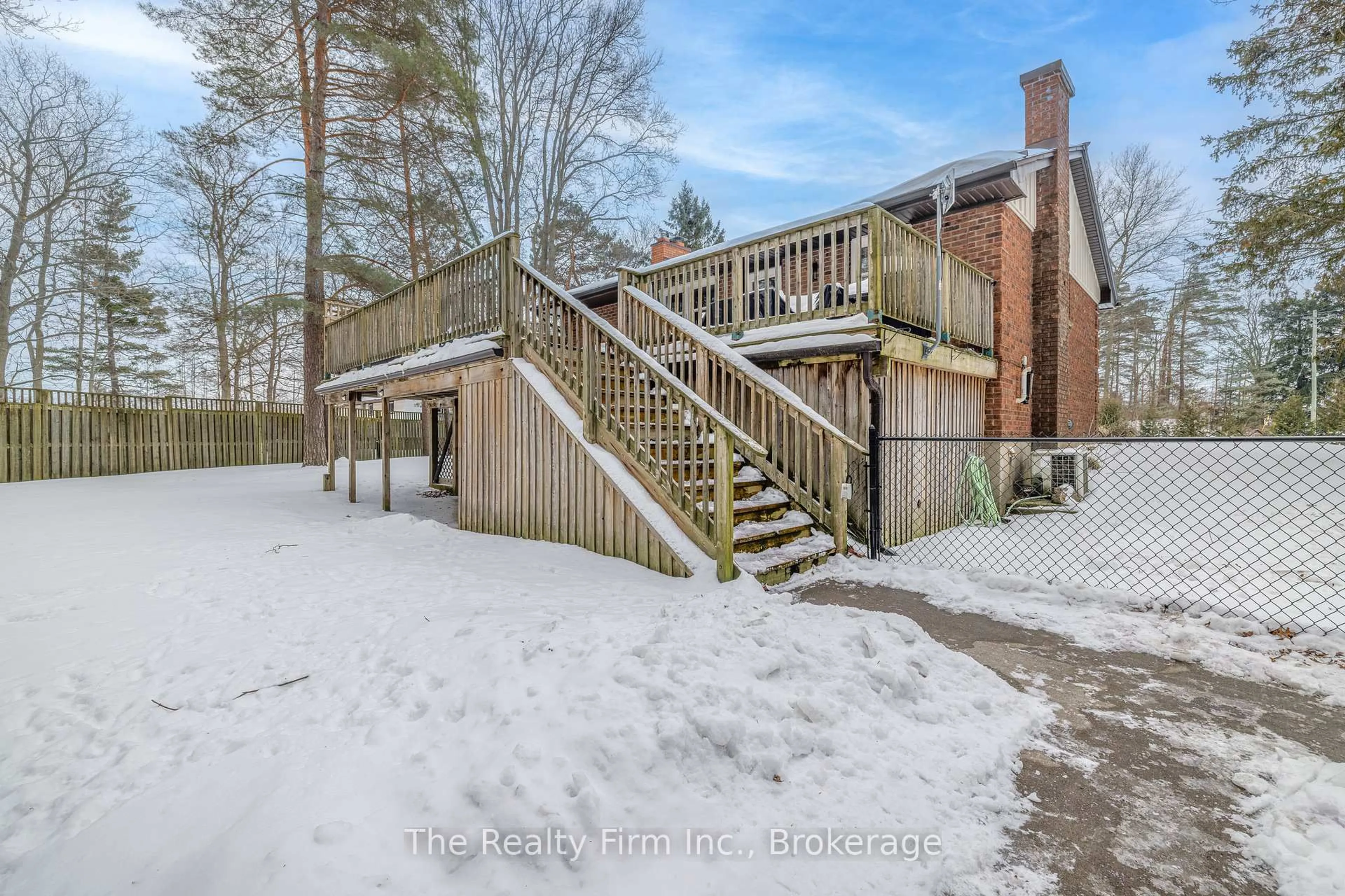 Patio, unknown for 4 Rokeby Sdrd, Norfolk Ontario N4G 4G7