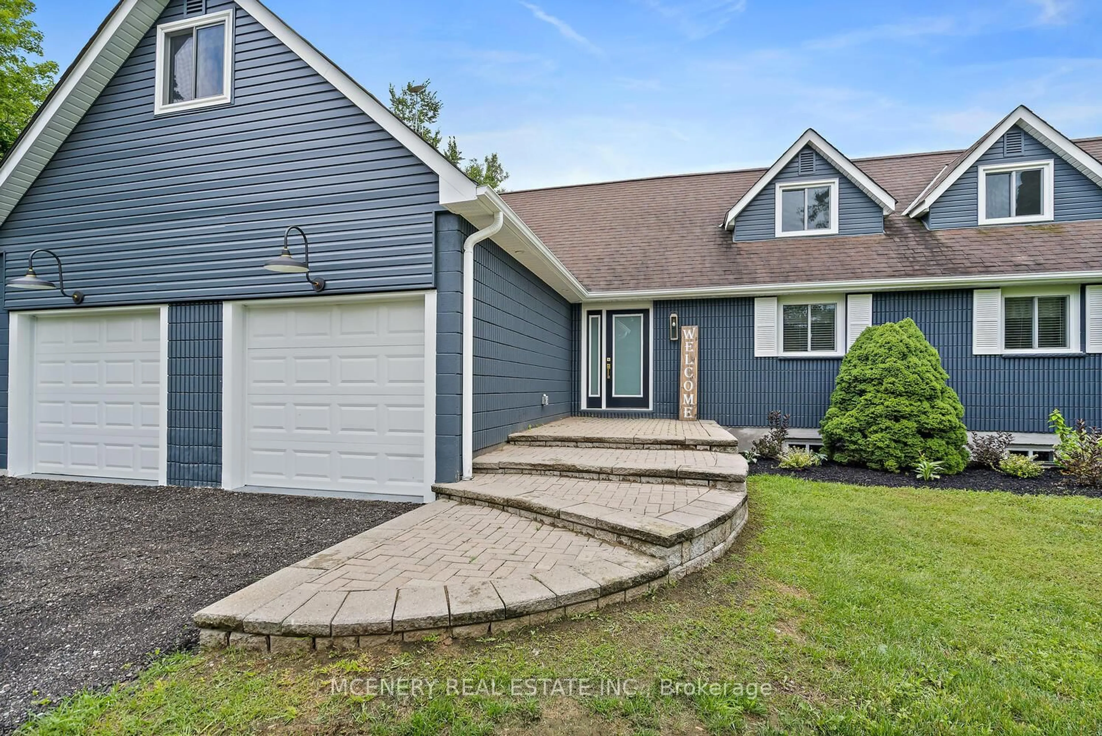 Home with vinyl exterior material, street for 9739 10th Sdrd, Erin Ontario N0B 1T0