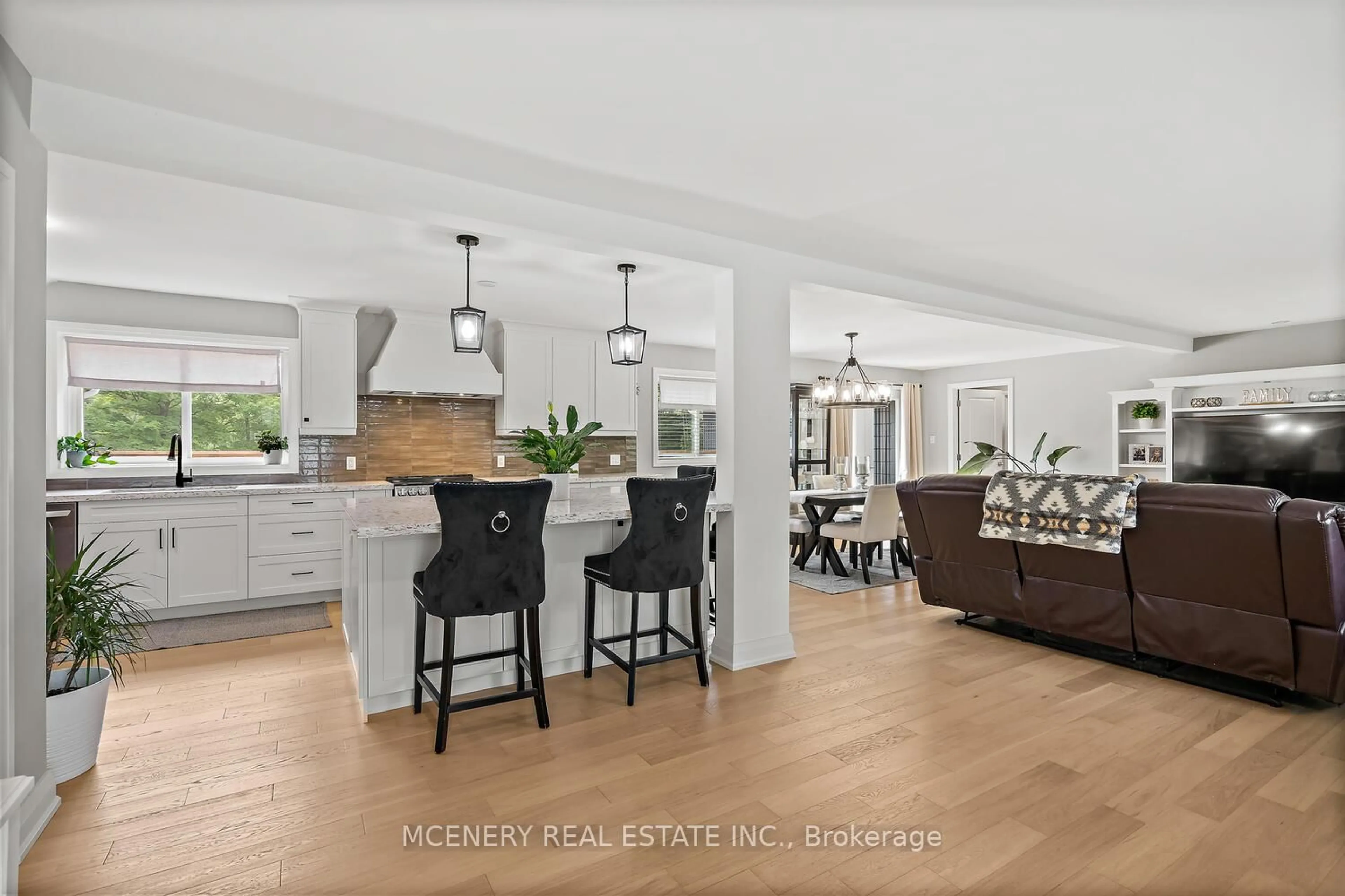 Open concept kitchen, unknown for 9739 10th Sdrd, Erin Ontario N0B 1T0