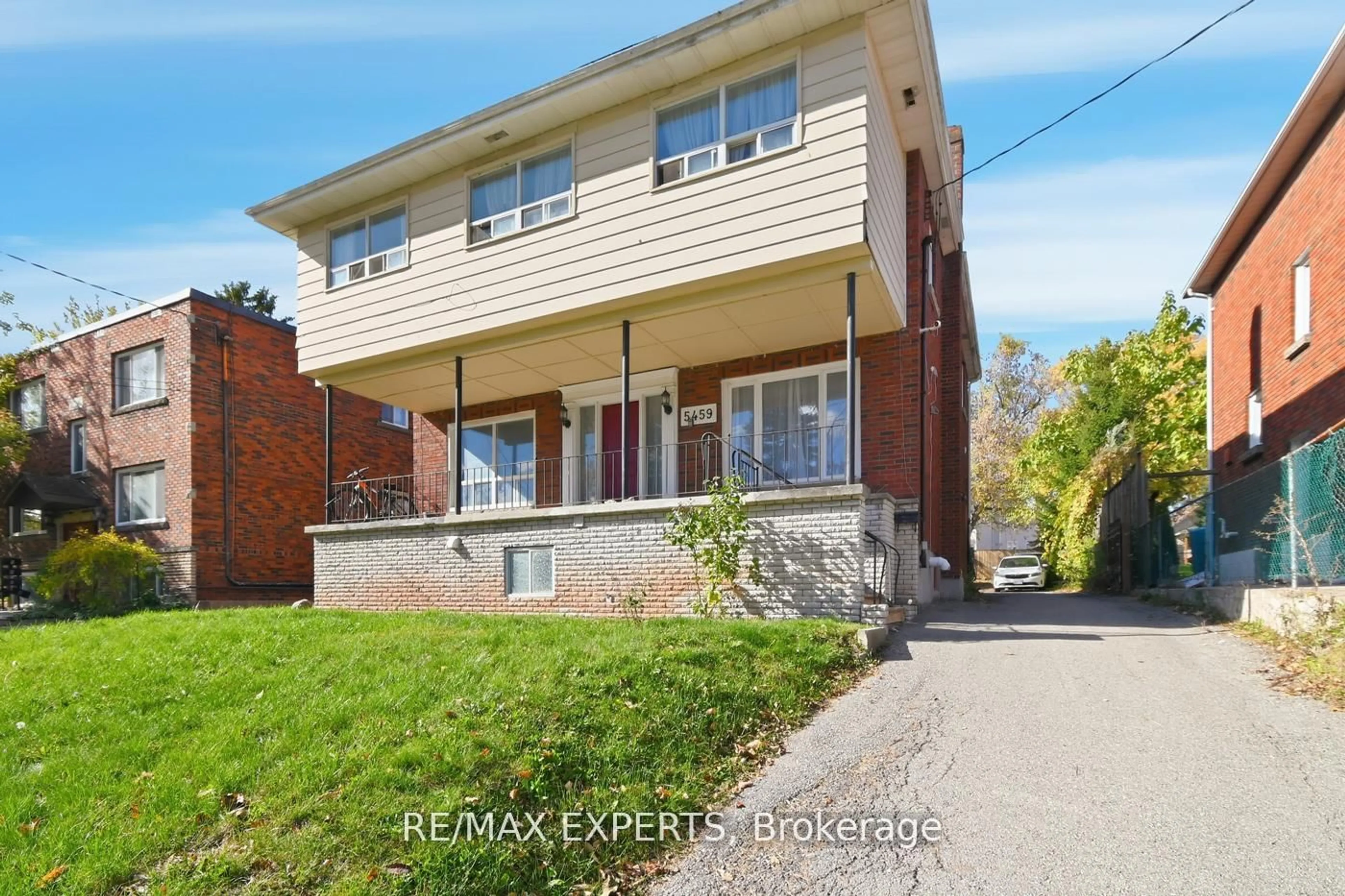 Home with brick exterior material, street for 5459 Ontario Ave, Niagara Falls Ontario L2E 3S4