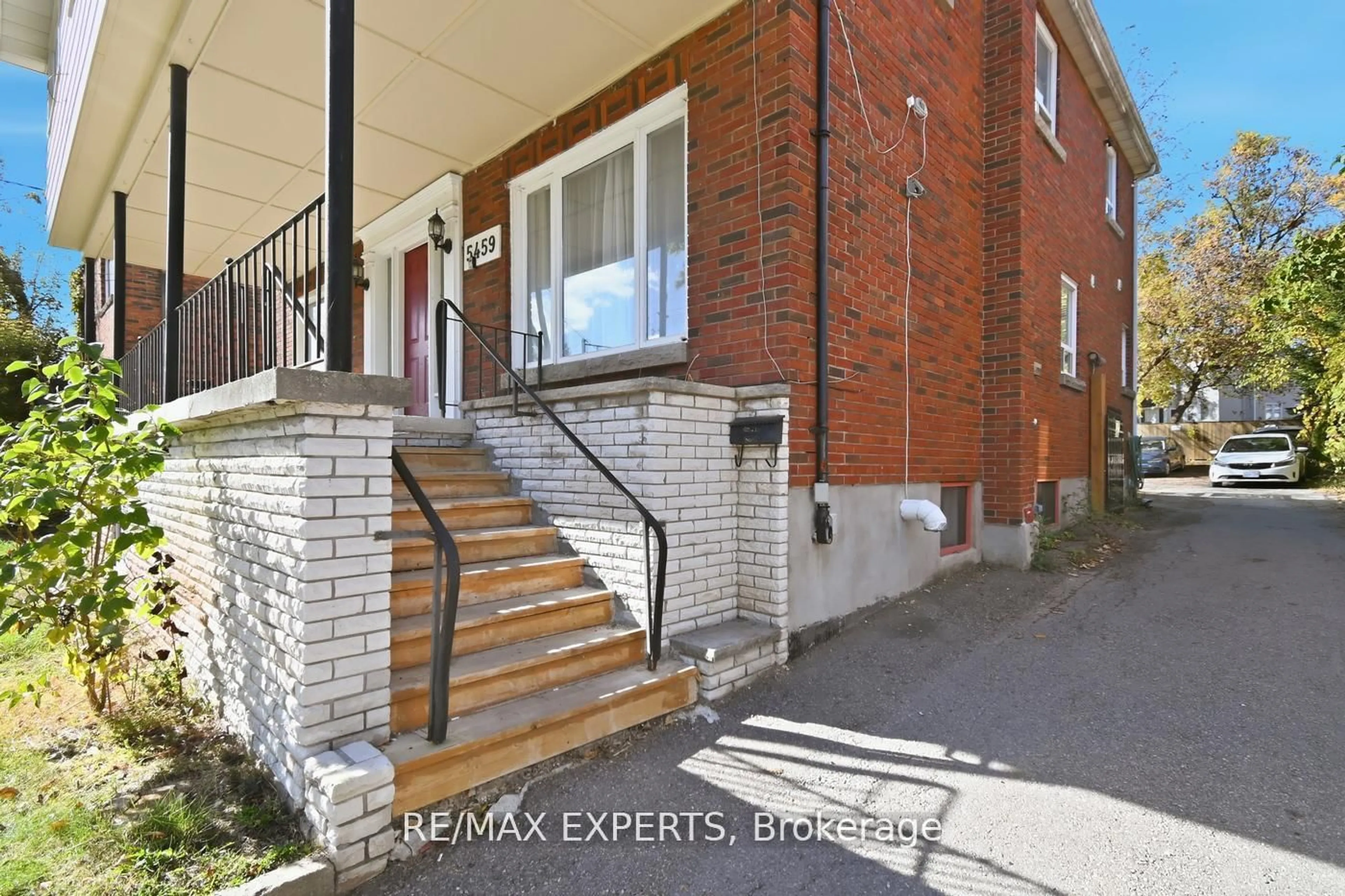 Home with brick exterior material, street for 5459 Ontario Ave, Niagara Falls Ontario L2E 3S4