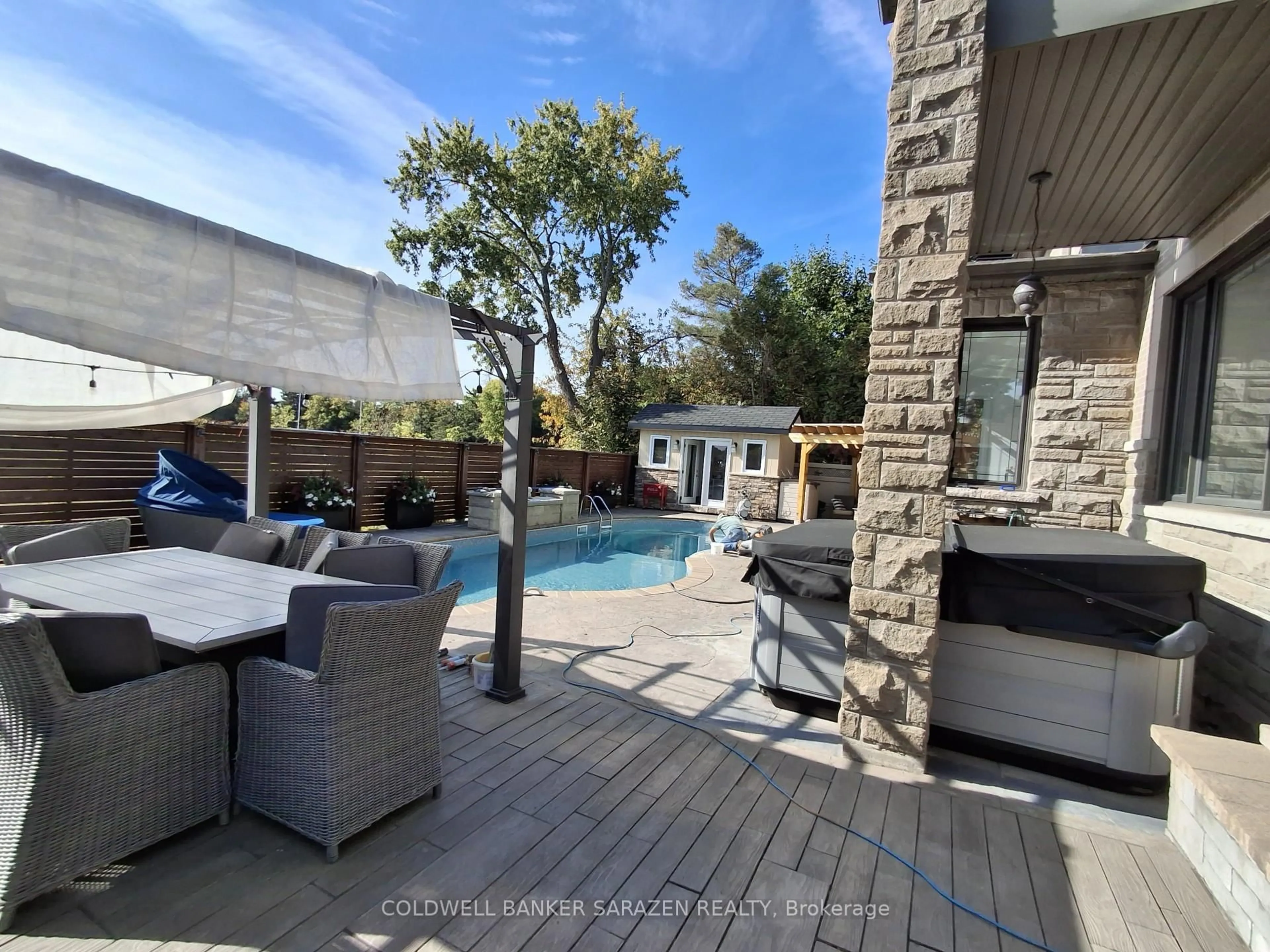 Unknown for 1722 Athans Ave, Ottawa Ontario K1T 1L1