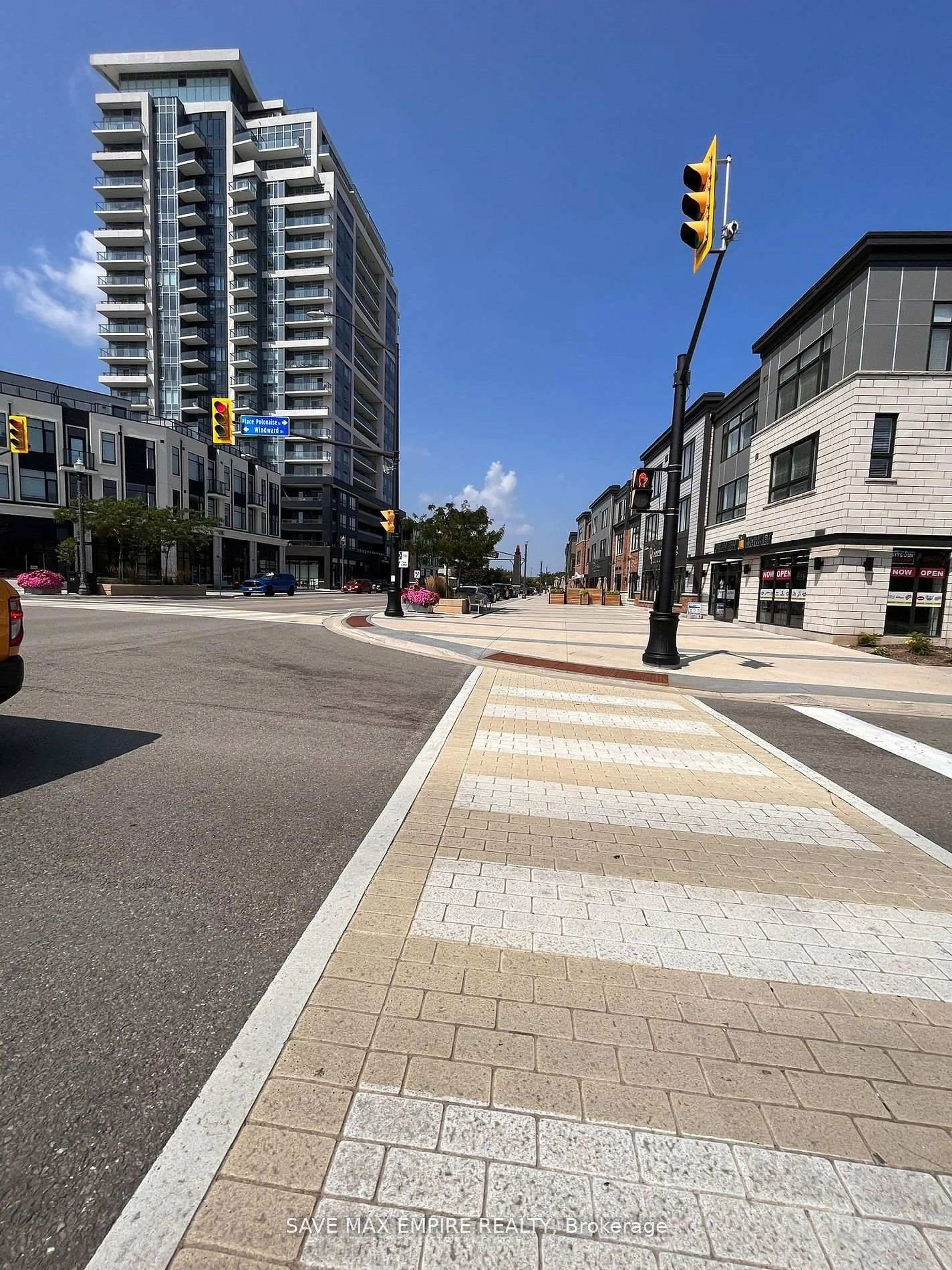 Blurry image for 385 Winston Rd #502, Grimsby Ontario L3M 0J3