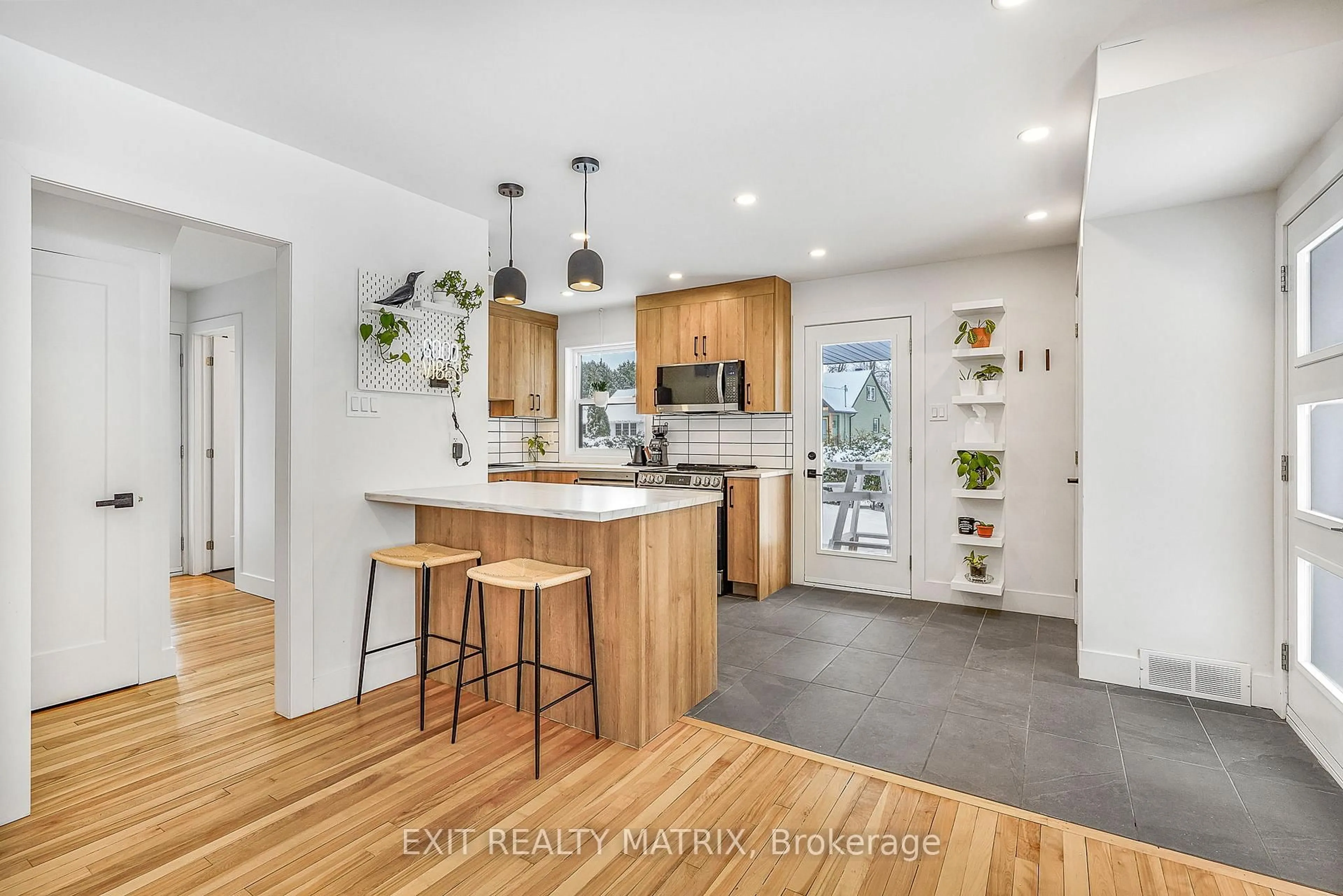 Open concept kitchen, unknown for 224 Wilshire Ave, Ottawa Ontario K2C 0E5