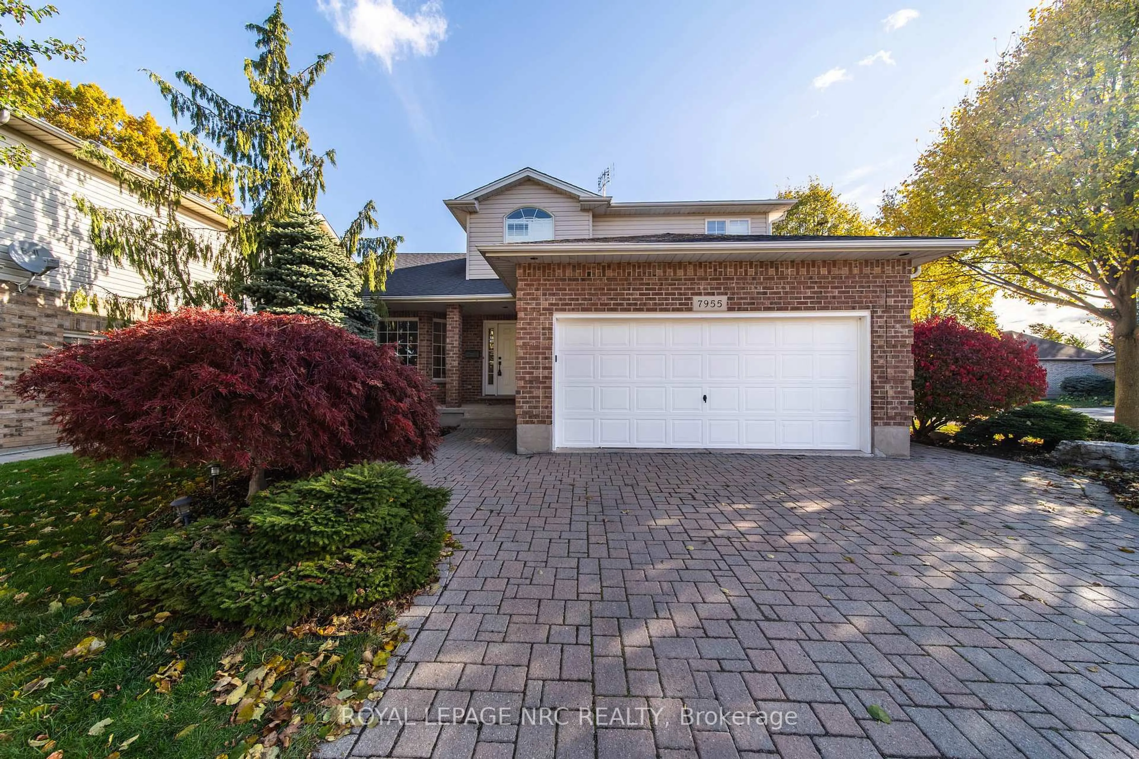 Home with brick exterior material, street for 7955 HARVEST Cres, Niagara Falls Ontario L2H 3G7