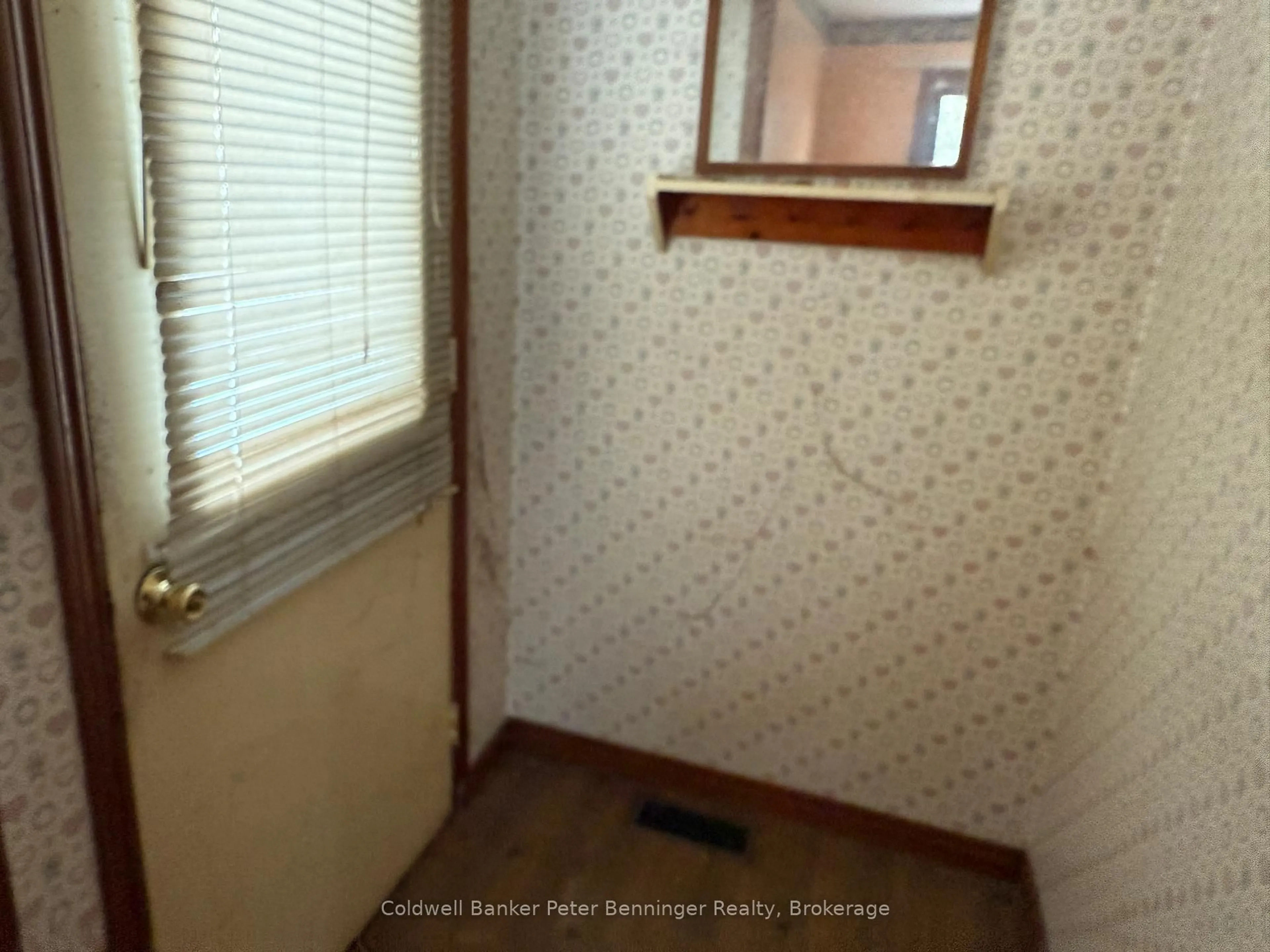 A pic of a room for 15 George St, Brockton Ontario N0G 2V0