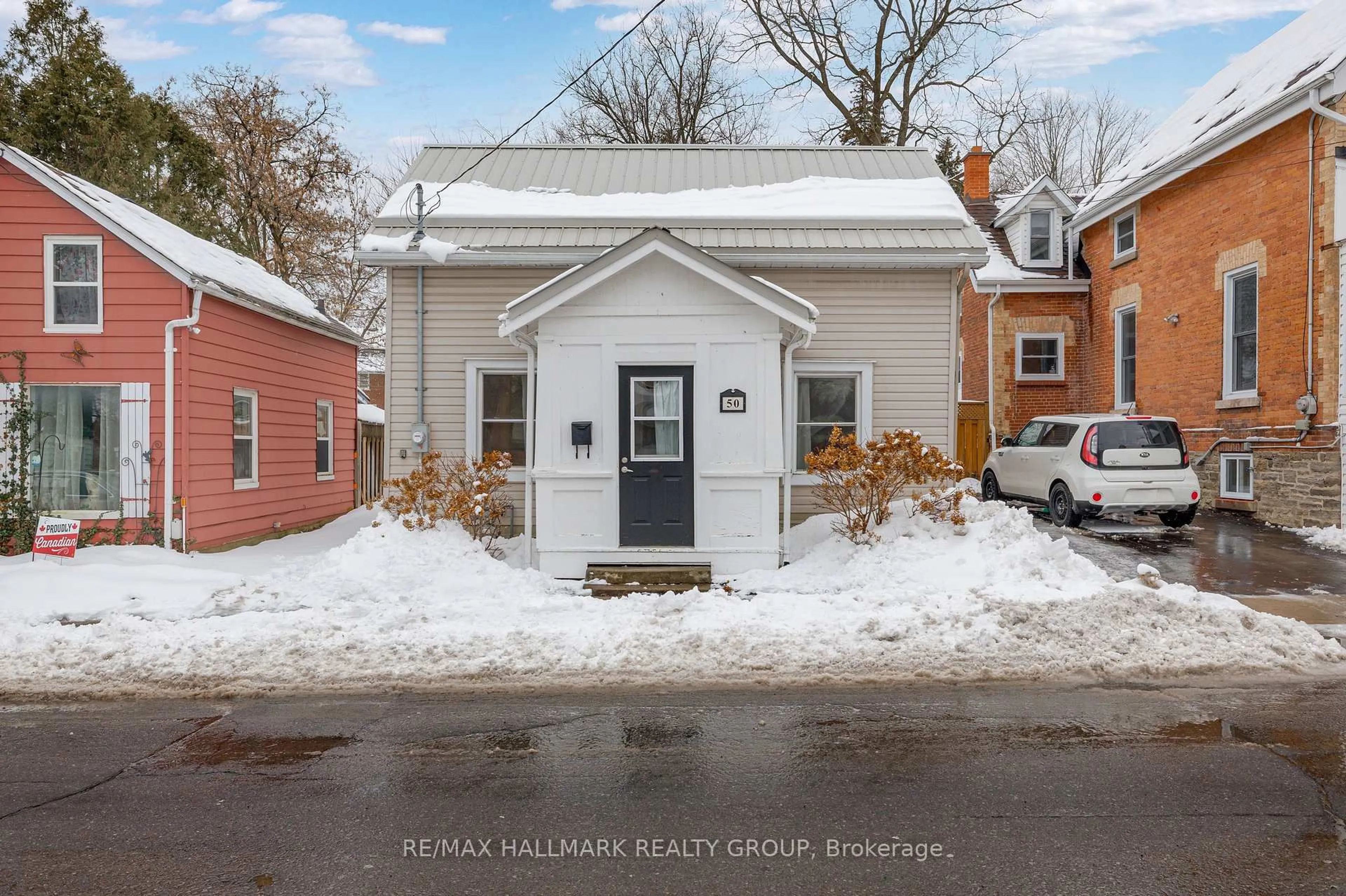 Unknown for 50 Bartholomew St, Brockville Ontario K6V 2R6