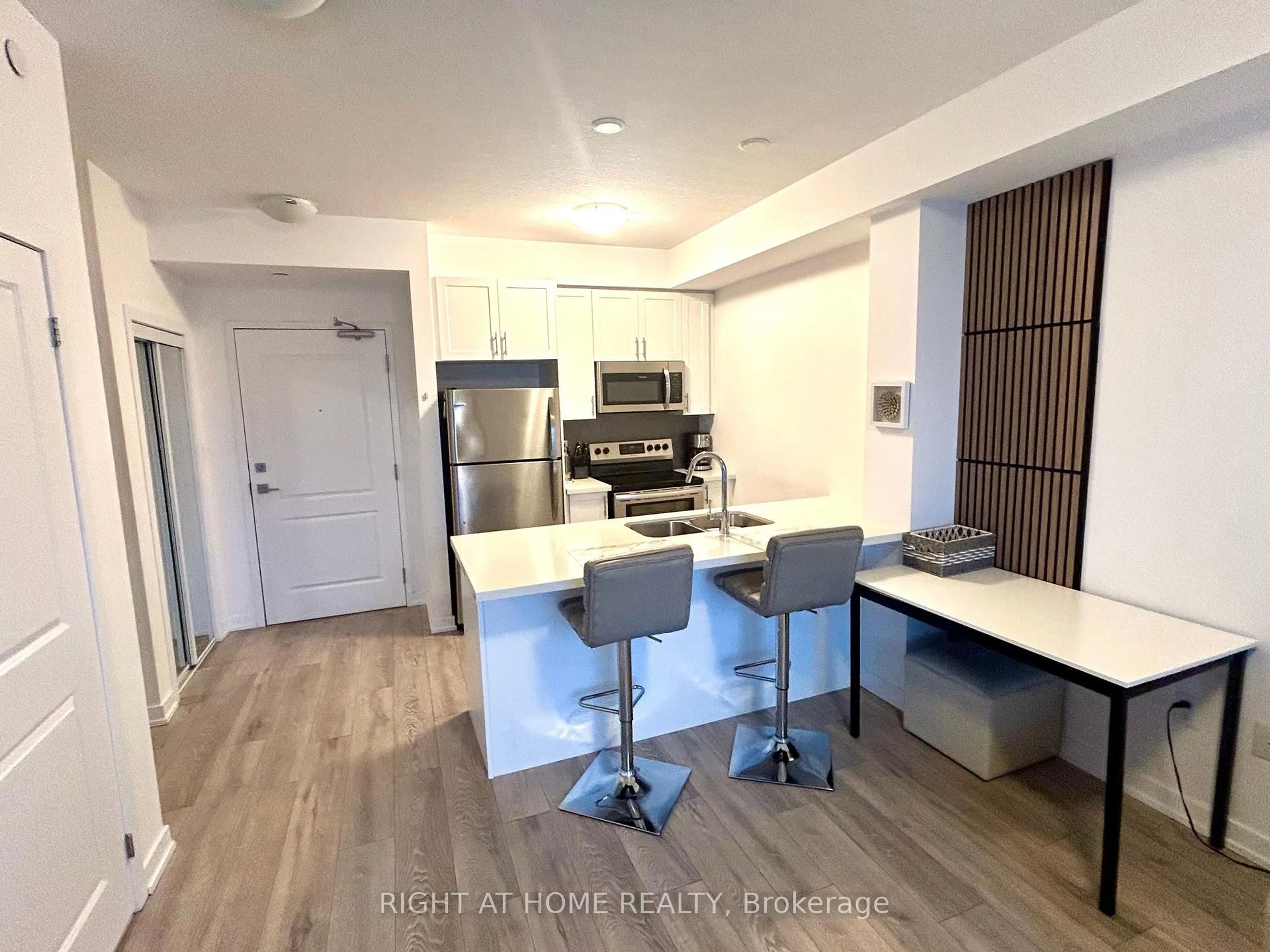 Open concept kitchen, unknown for 125 Shoreview Pl #227, Hamilton Ontario L8E 0K3