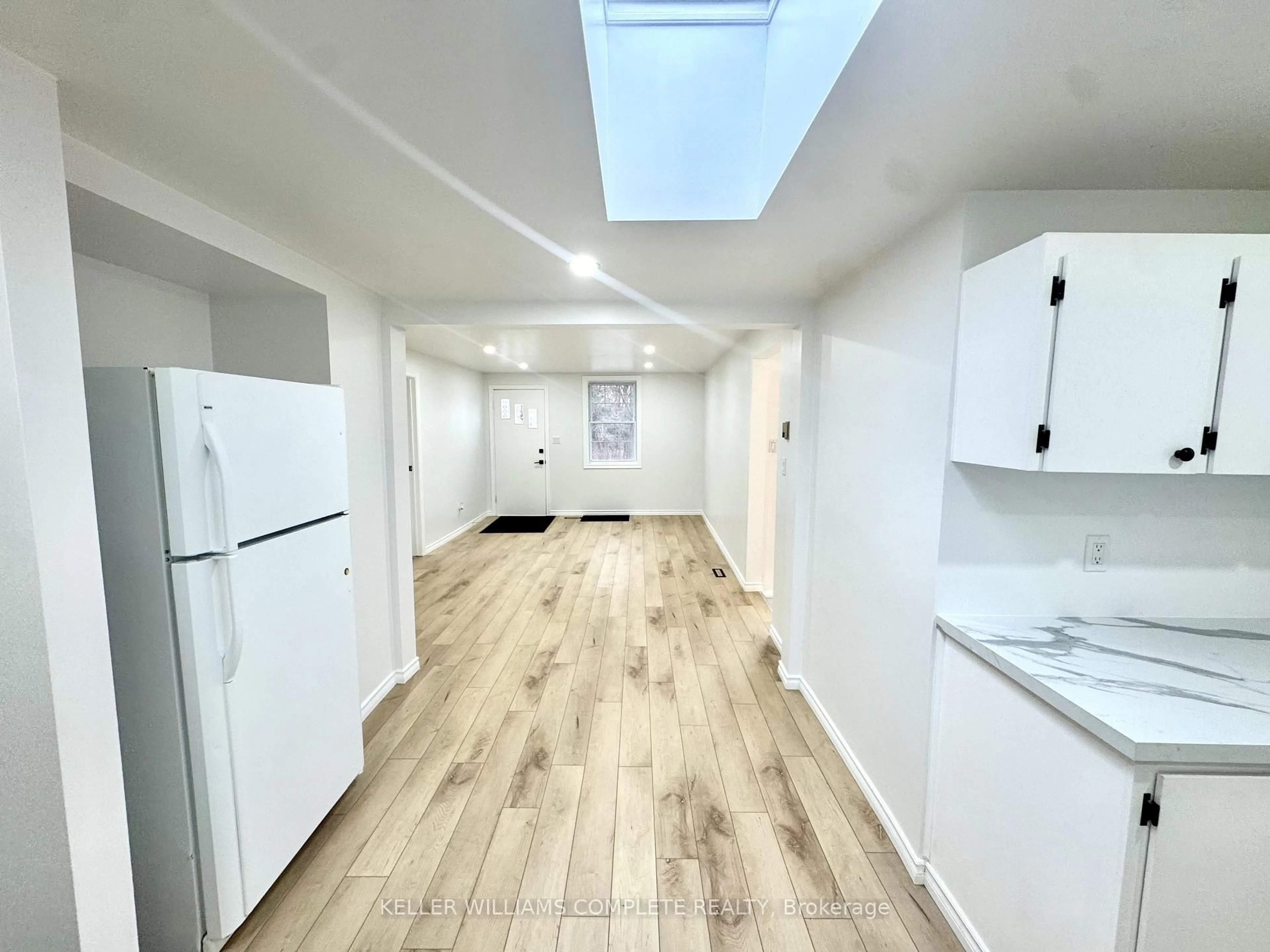 A pic of a room for 99 Bunting Rd, St. Catharines Ontario L2P 3G8