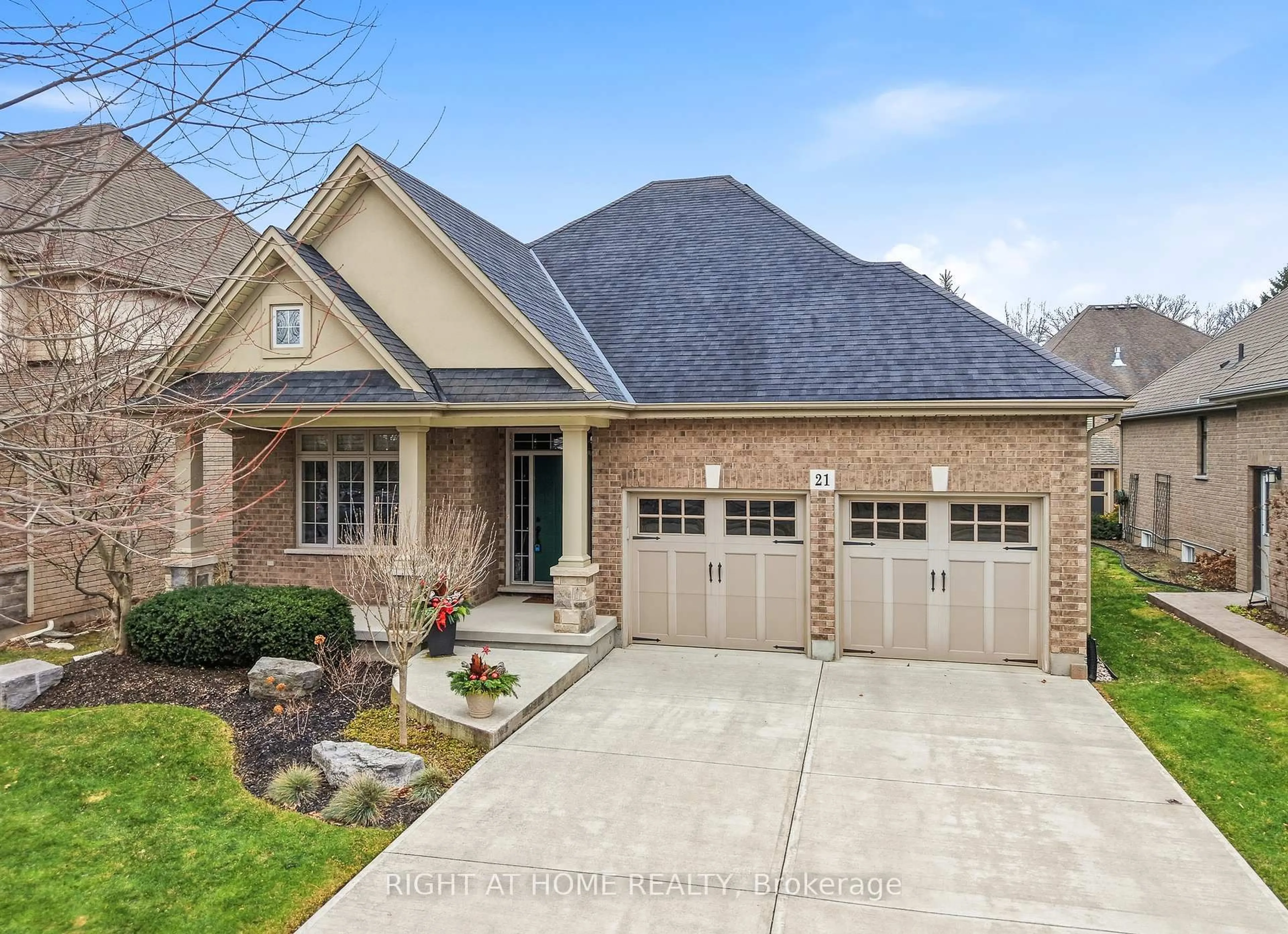 Home with brick exterior material, street for 21 Tulip Tree Rd, Niagara-on-the-Lake Ontario L0S 1J1
