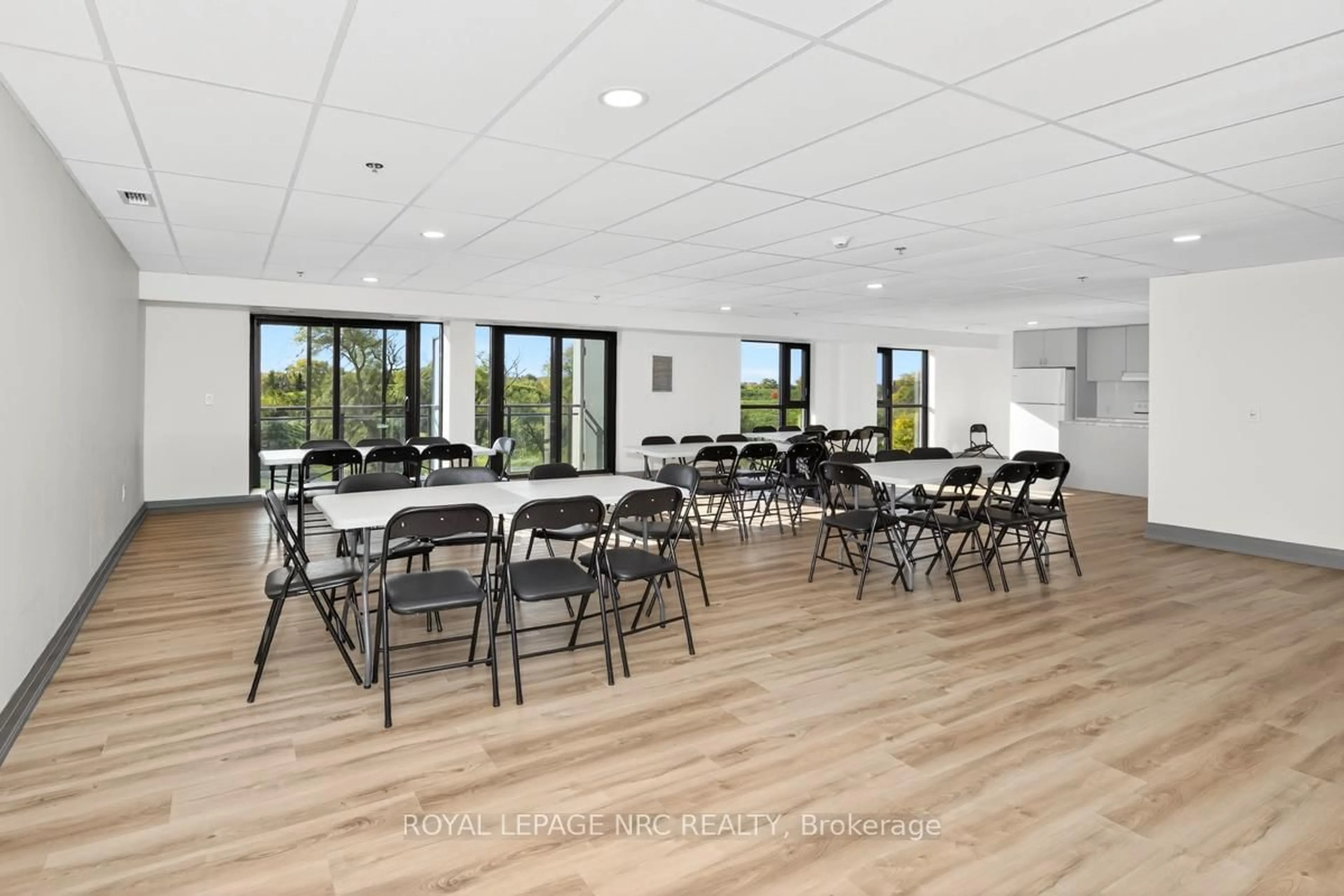 A pic of a room for 50 HERRICK Ave #LP42, St. Catharines Ontario L2P 2T9