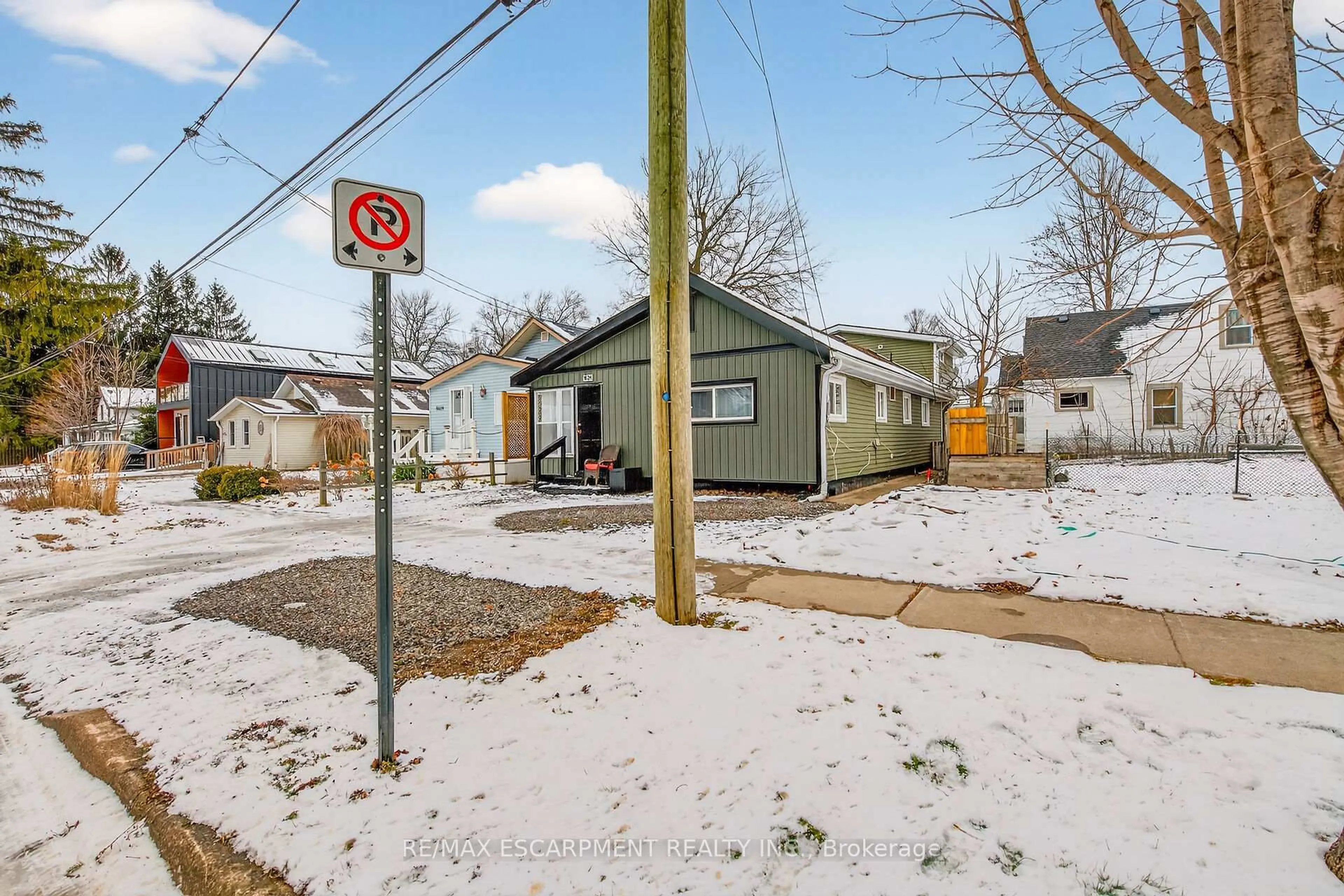 Unknown for 3824 Roxborough Ave, Fort Erie Ontario L0S 1B0