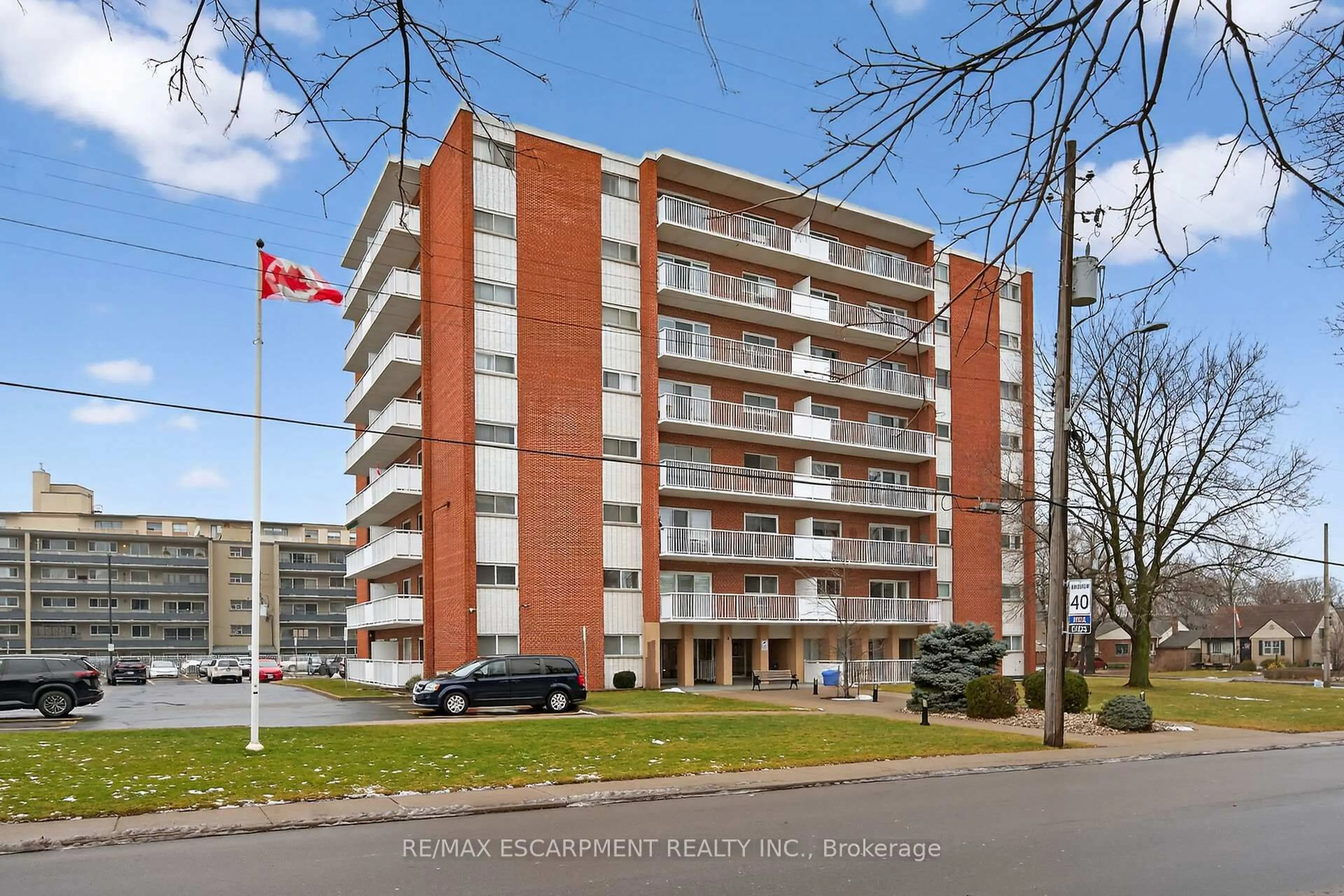 Unknown for 8 Woodman Dr #601, Hamilton Ontario L8K 4C9