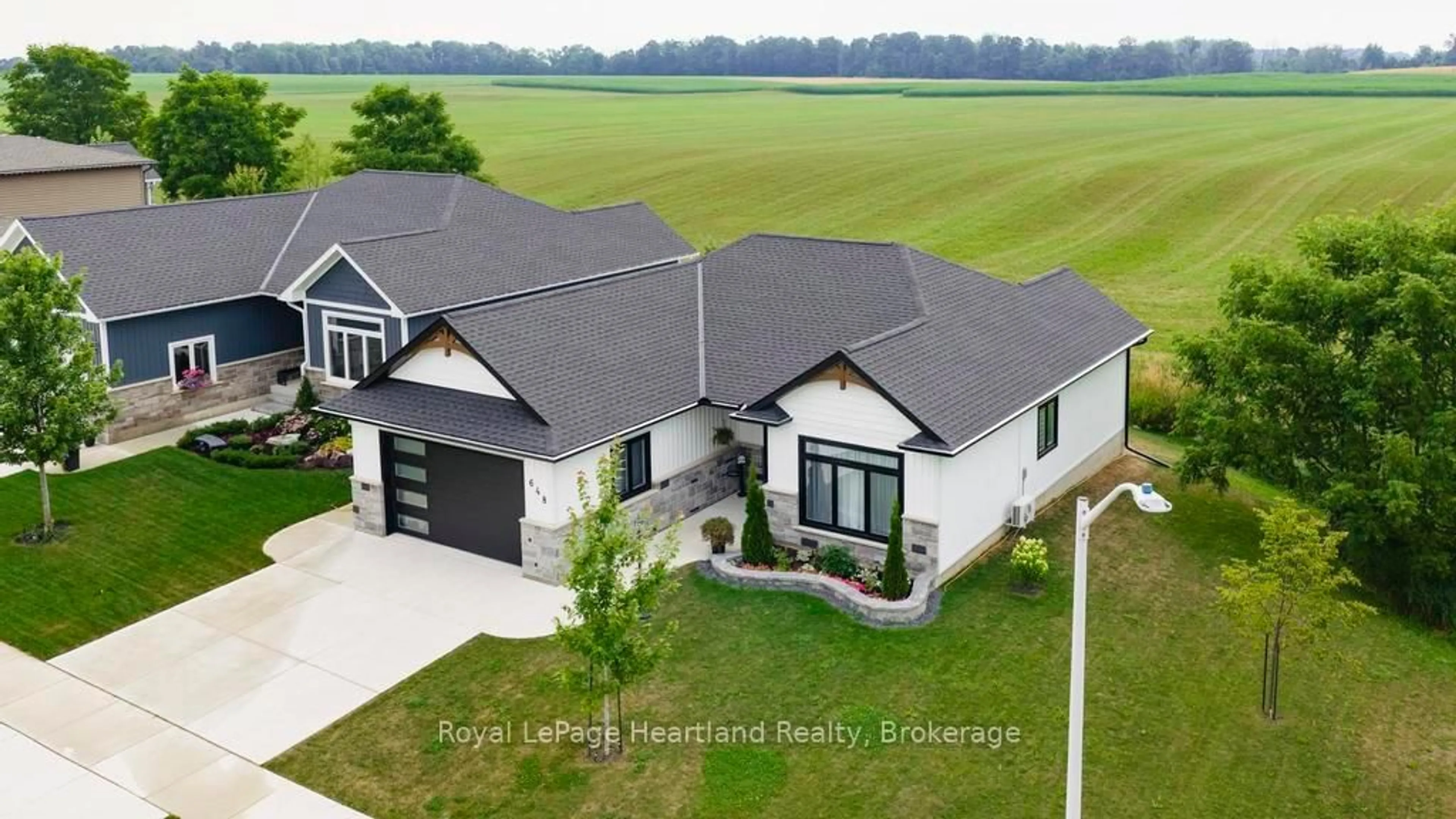 Unknown for 648 Gloria St, North Huron Ontario N0M 1H0