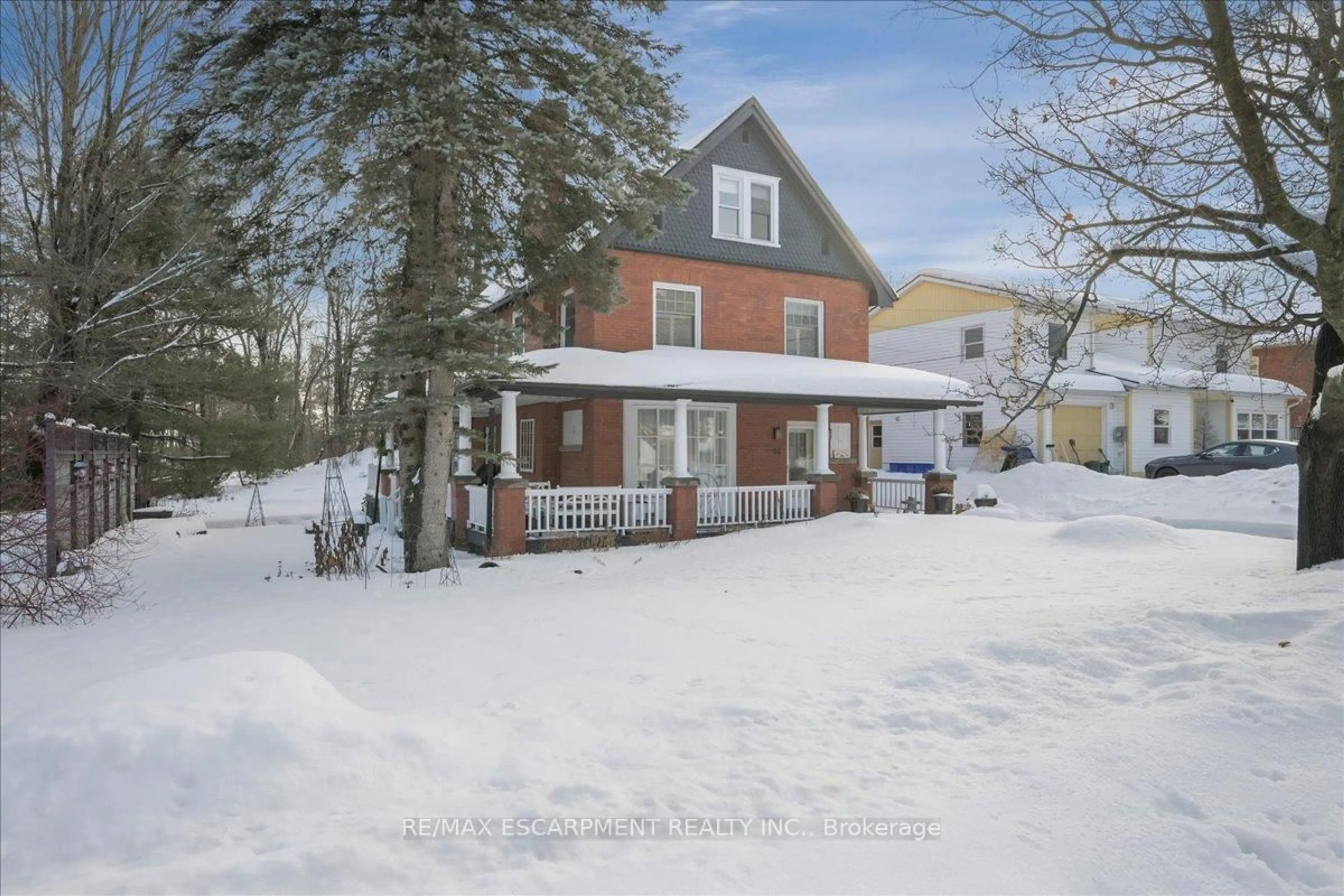 Unknown for 96 Ontario St, Bracebridge Ontario P1L 2A2