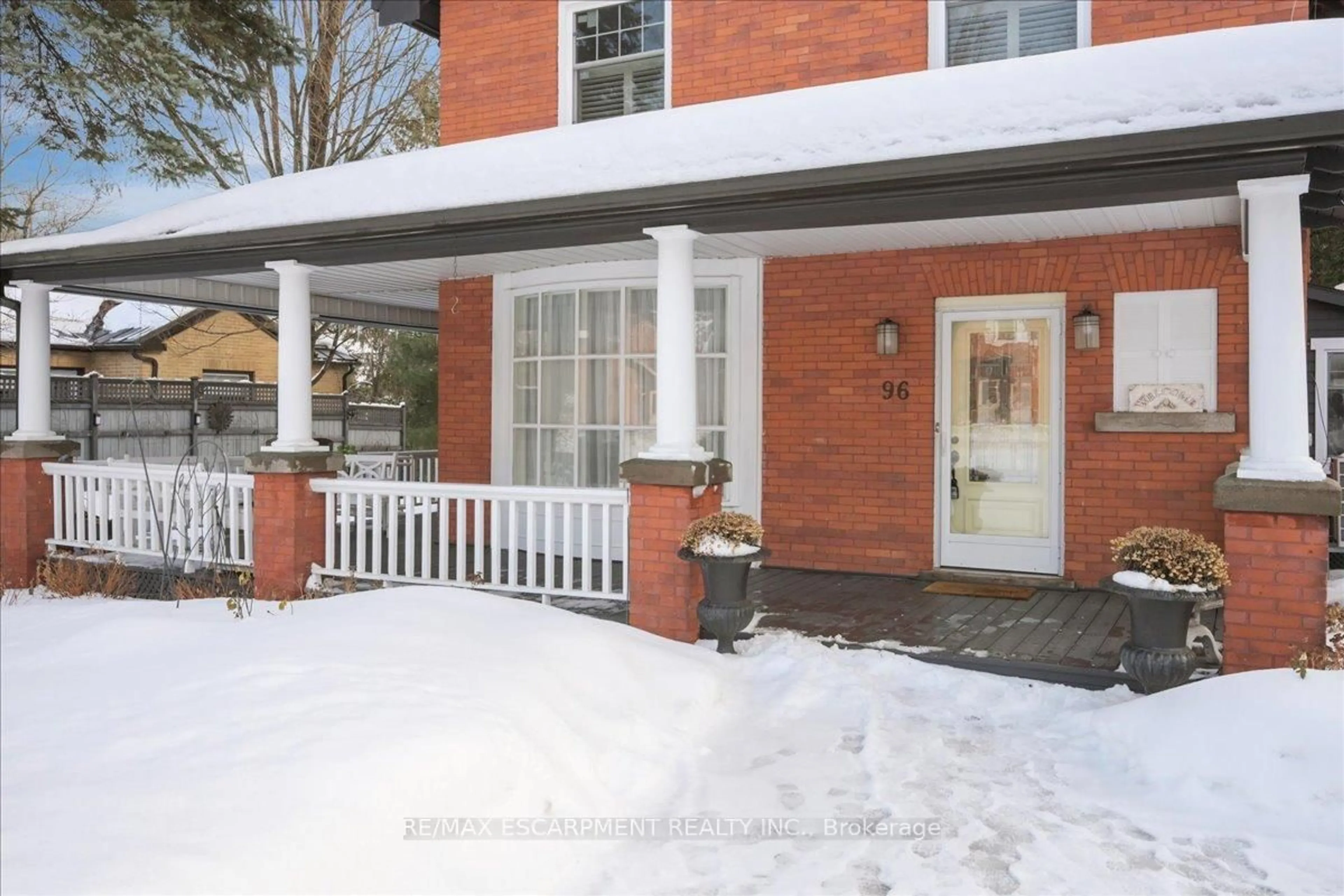 Unknown for 96 Ontario St, Bracebridge Ontario P1L 2A2