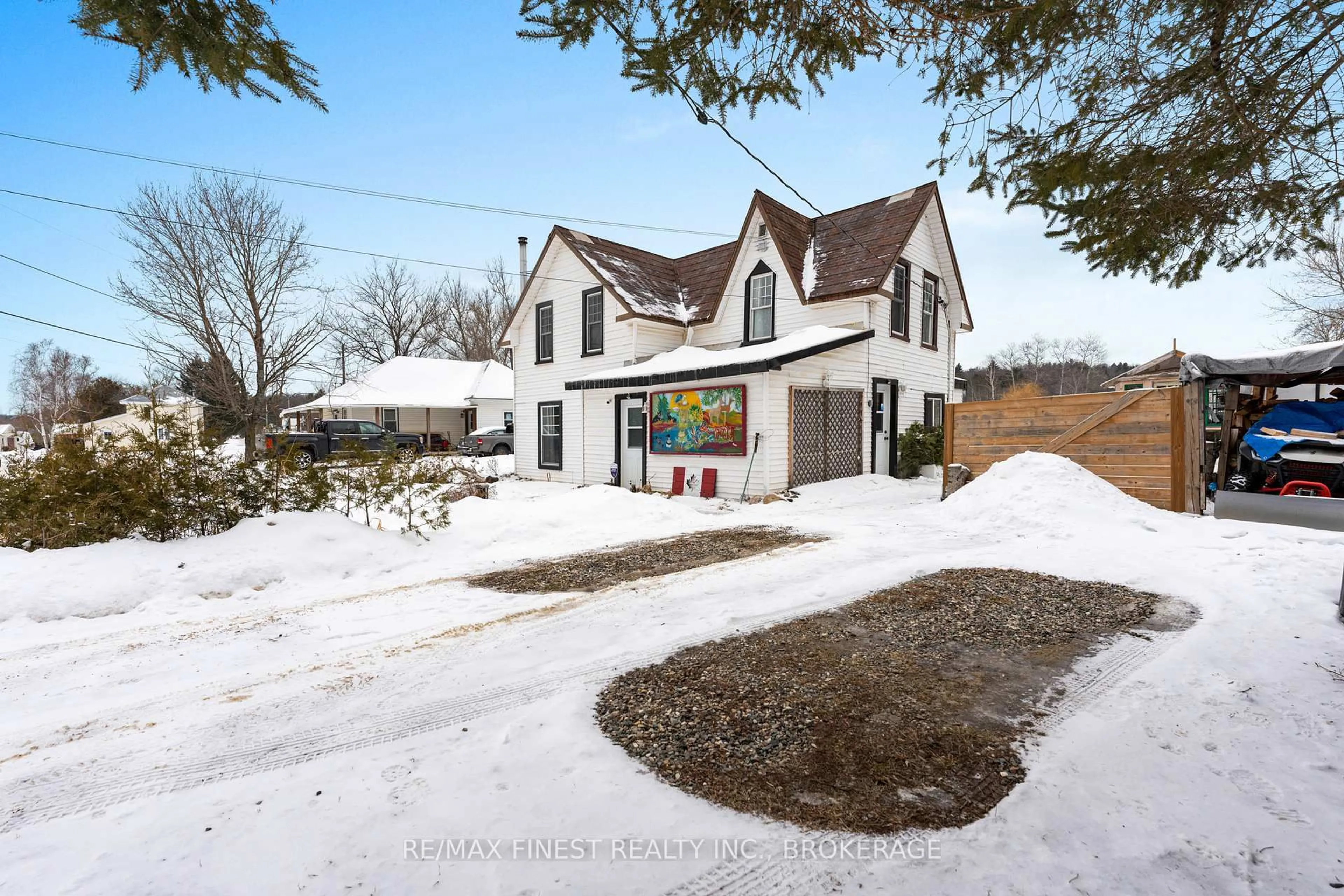 A pic from outside/outdoor area/front of a property/back of a property/a pic from drone, street for 1022 Brock Rd, Mountain Grove Ontario K0H 2E0