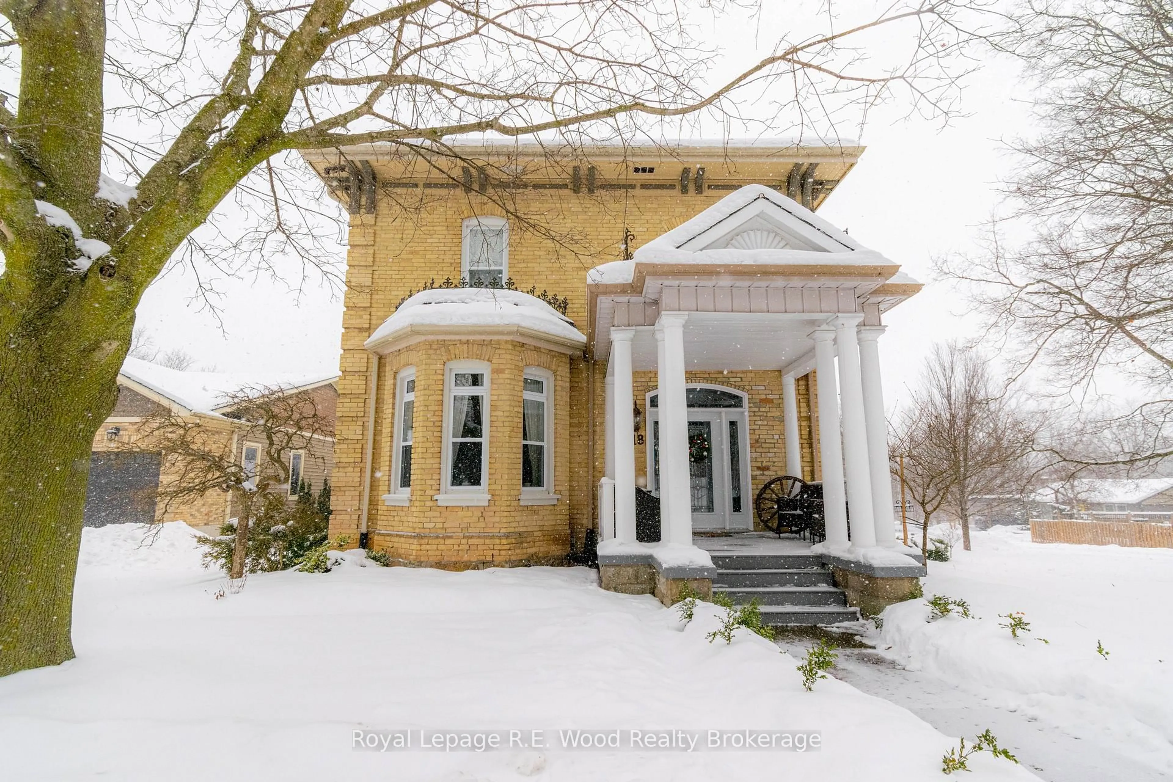 Unknown for 18 Main St, Norwich Ontario N0J 1P0