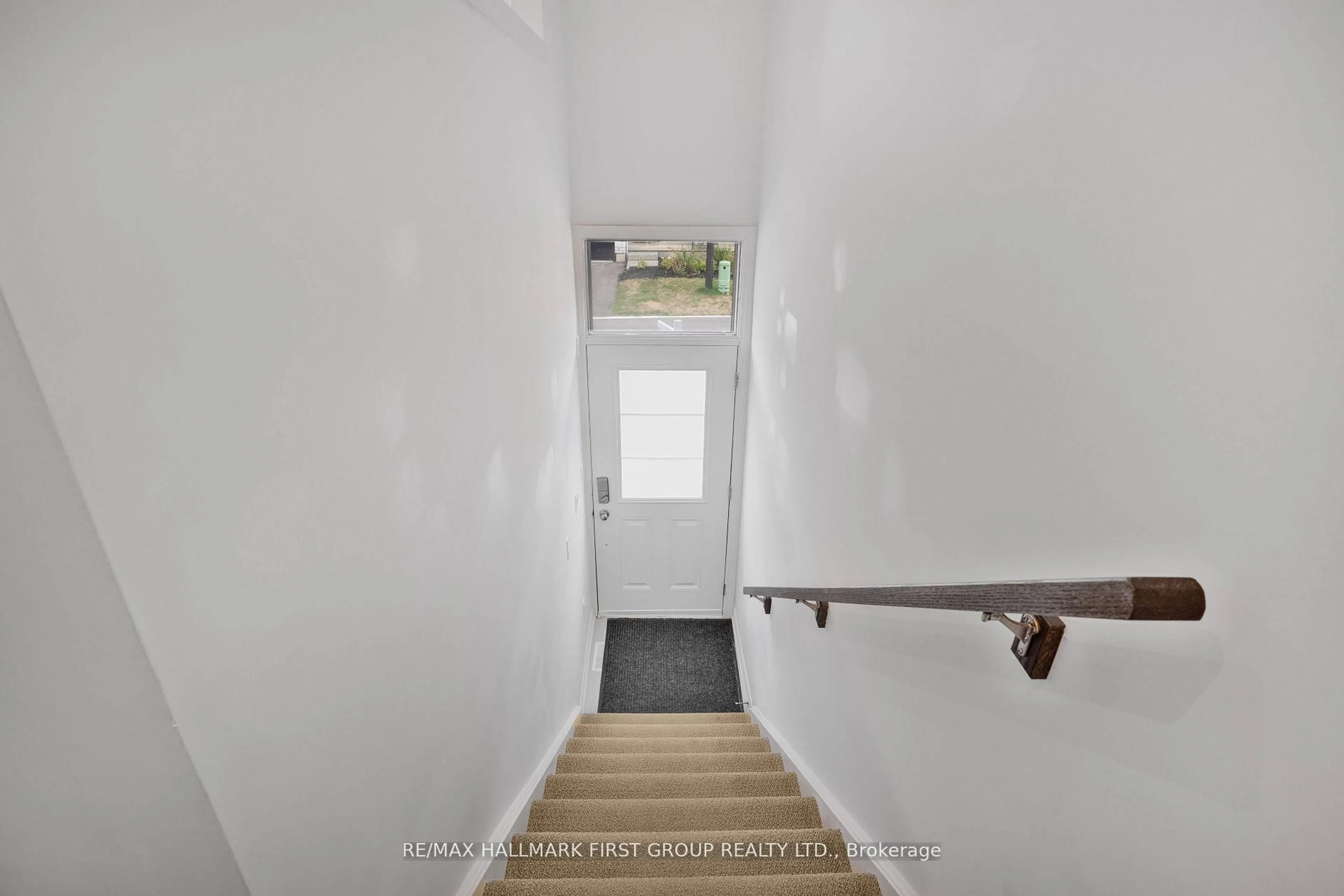 Unknown for 120 Court Dr #28, Brant Ontario N3L 0N2