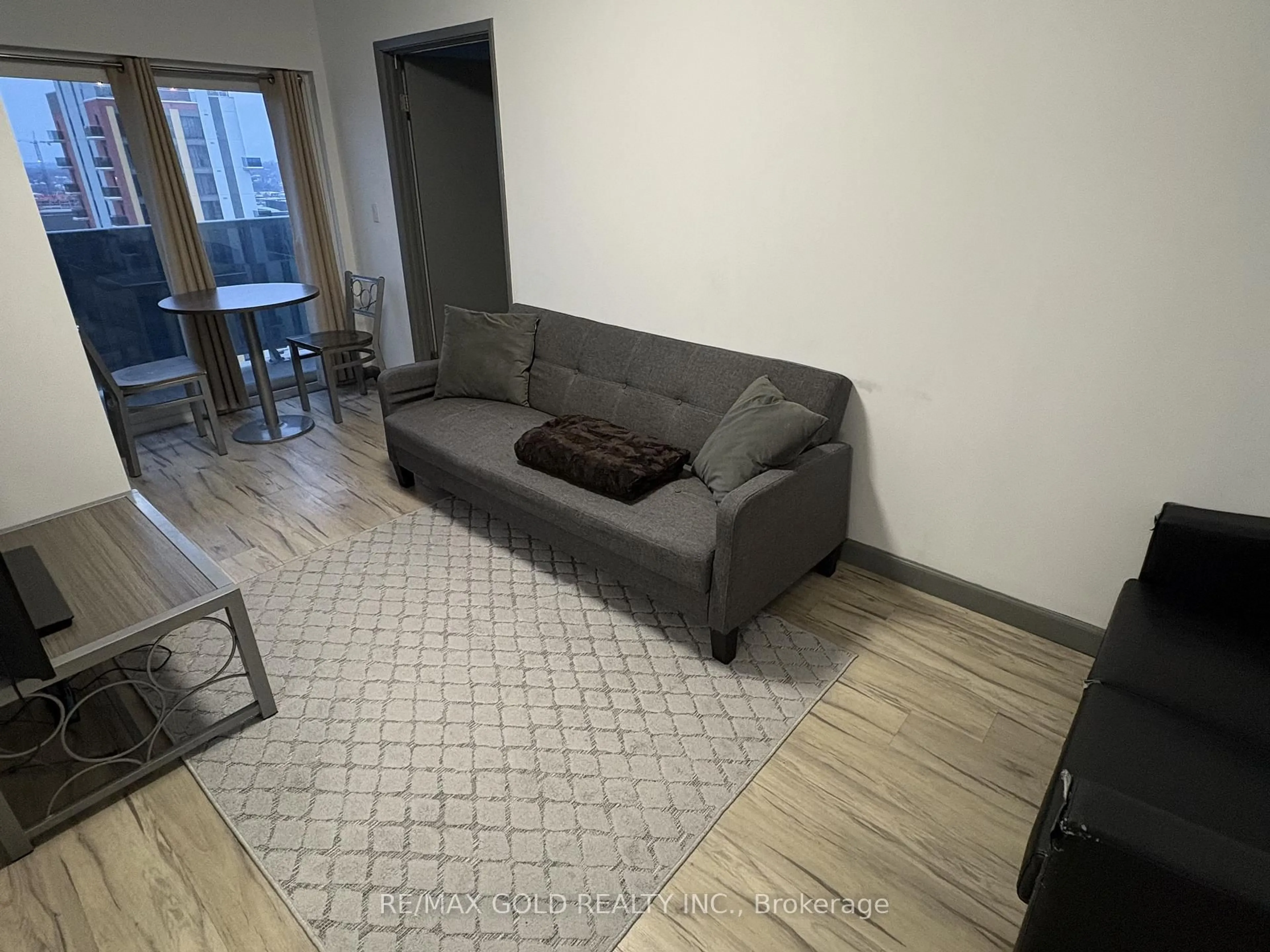 A pic of a room for 258B Sunview St #2122, Waterloo Ontario N2L 0H7