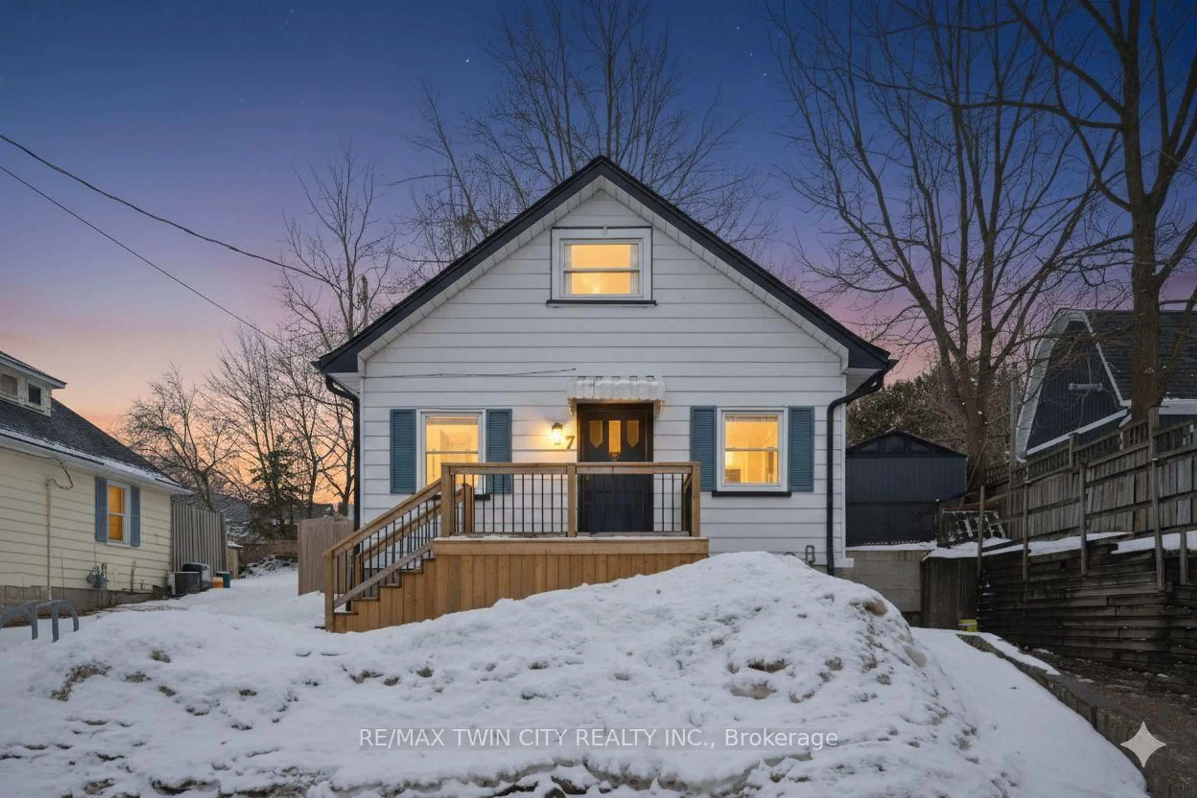 Unknown for 7 Riverside Dr, Woolwich Ontario N3B 1P9