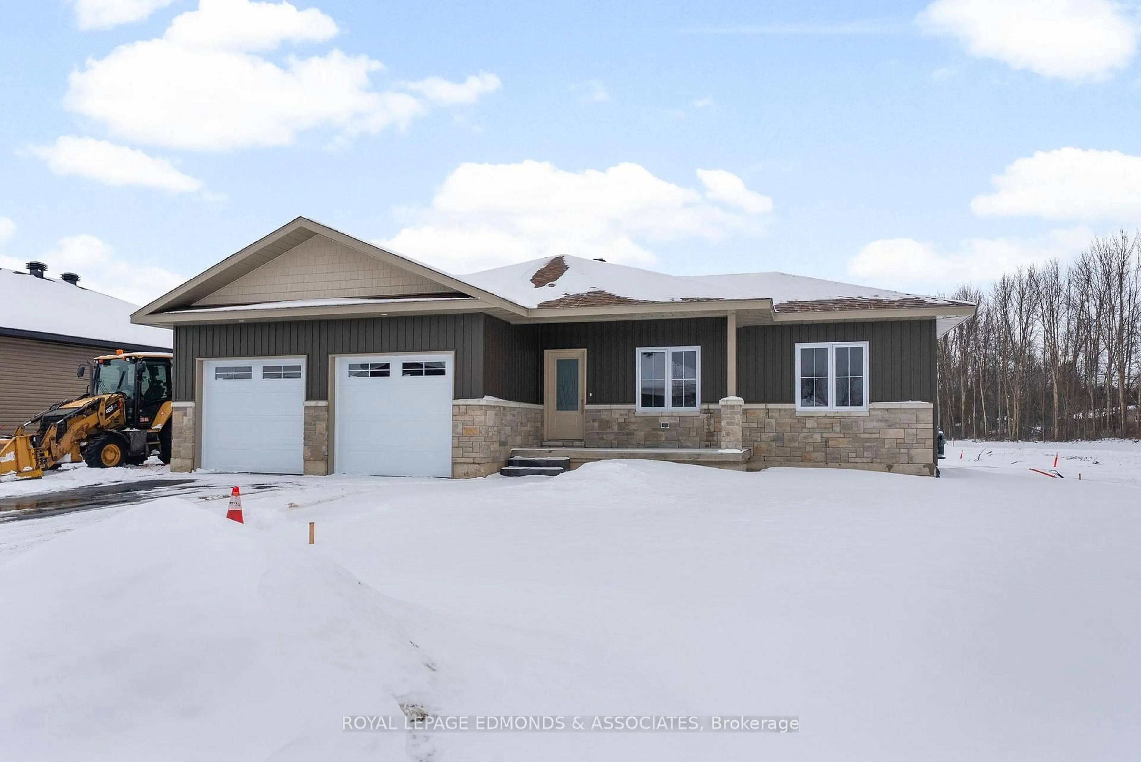 Home with vinyl exterior material, street for 30 Bamagillia St, Cobden Ontario K0J 1K0