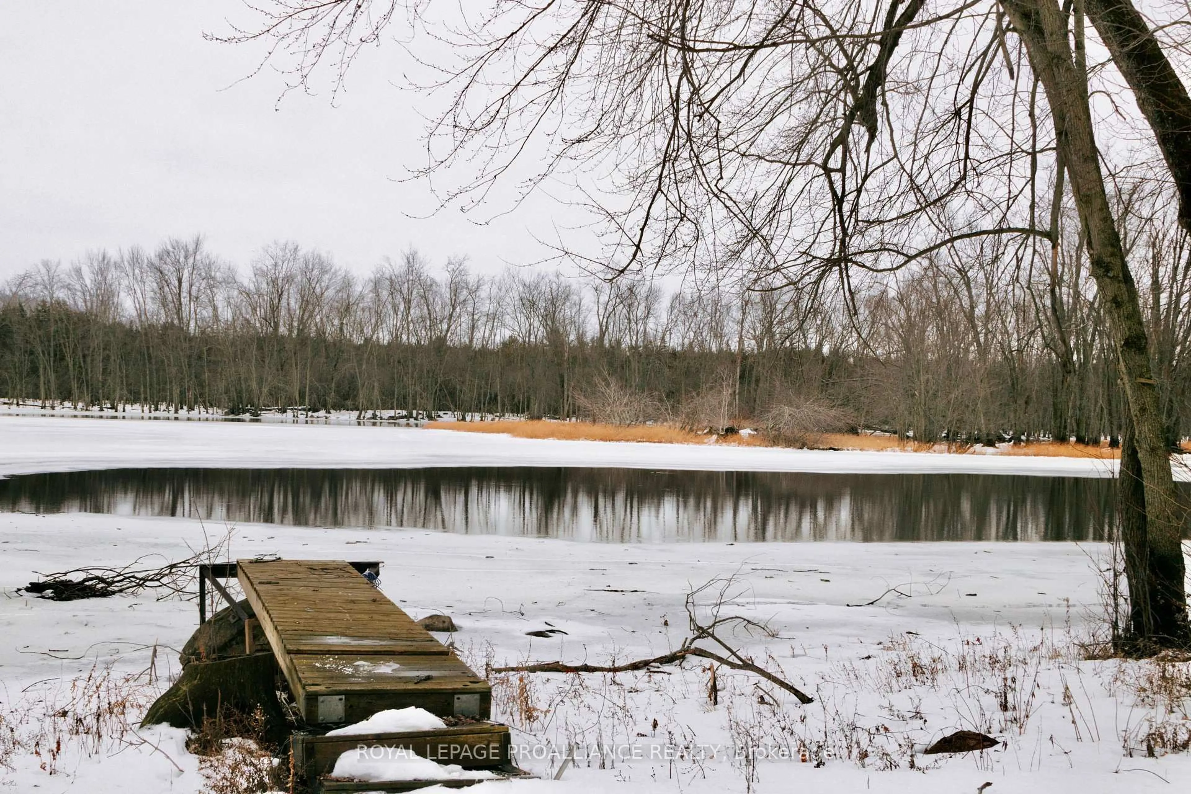 Blurry image for 105 Sanctuary Lane, Quinte West Ontario K0K 2B0