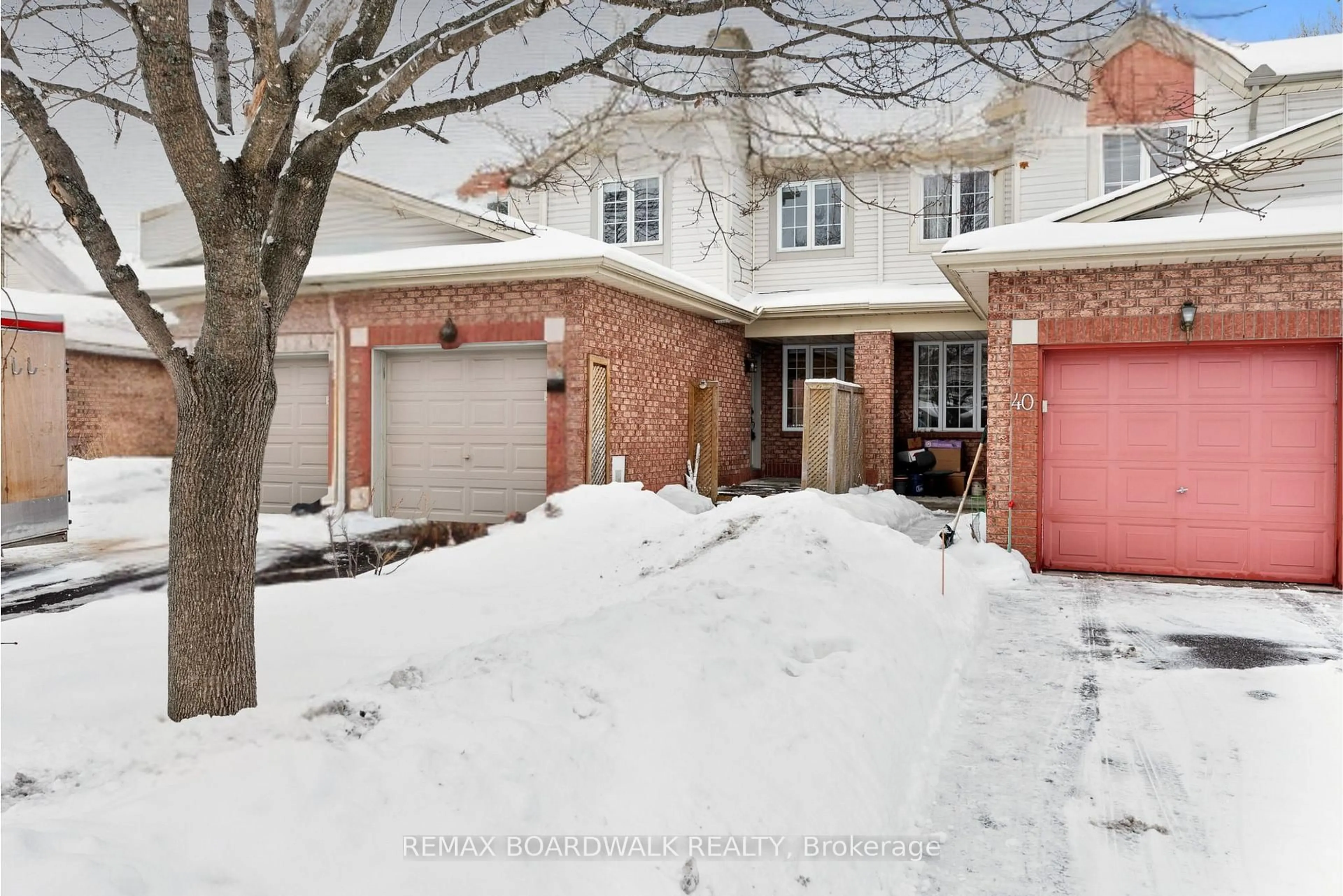 Unknown for 42 College Circ, Ottawa Ontario K1K 4R8