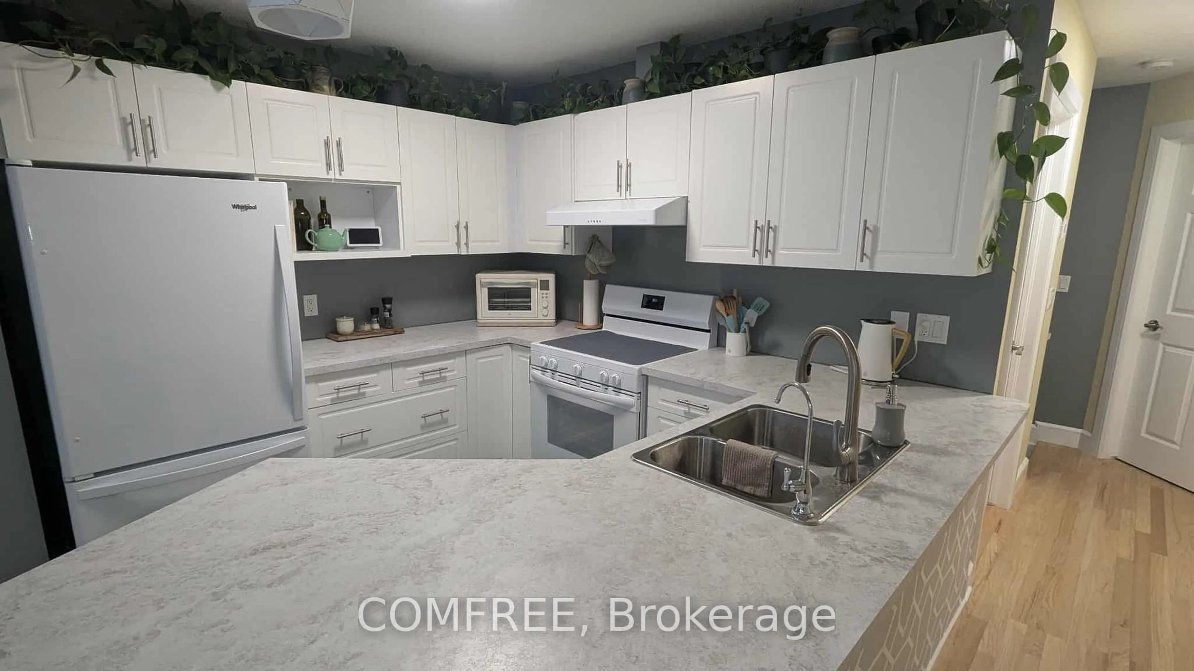 Open concept kitchen, ceramic/tile floor for 410 Grassendale Private, Richmond Ontario K0A 2Z0