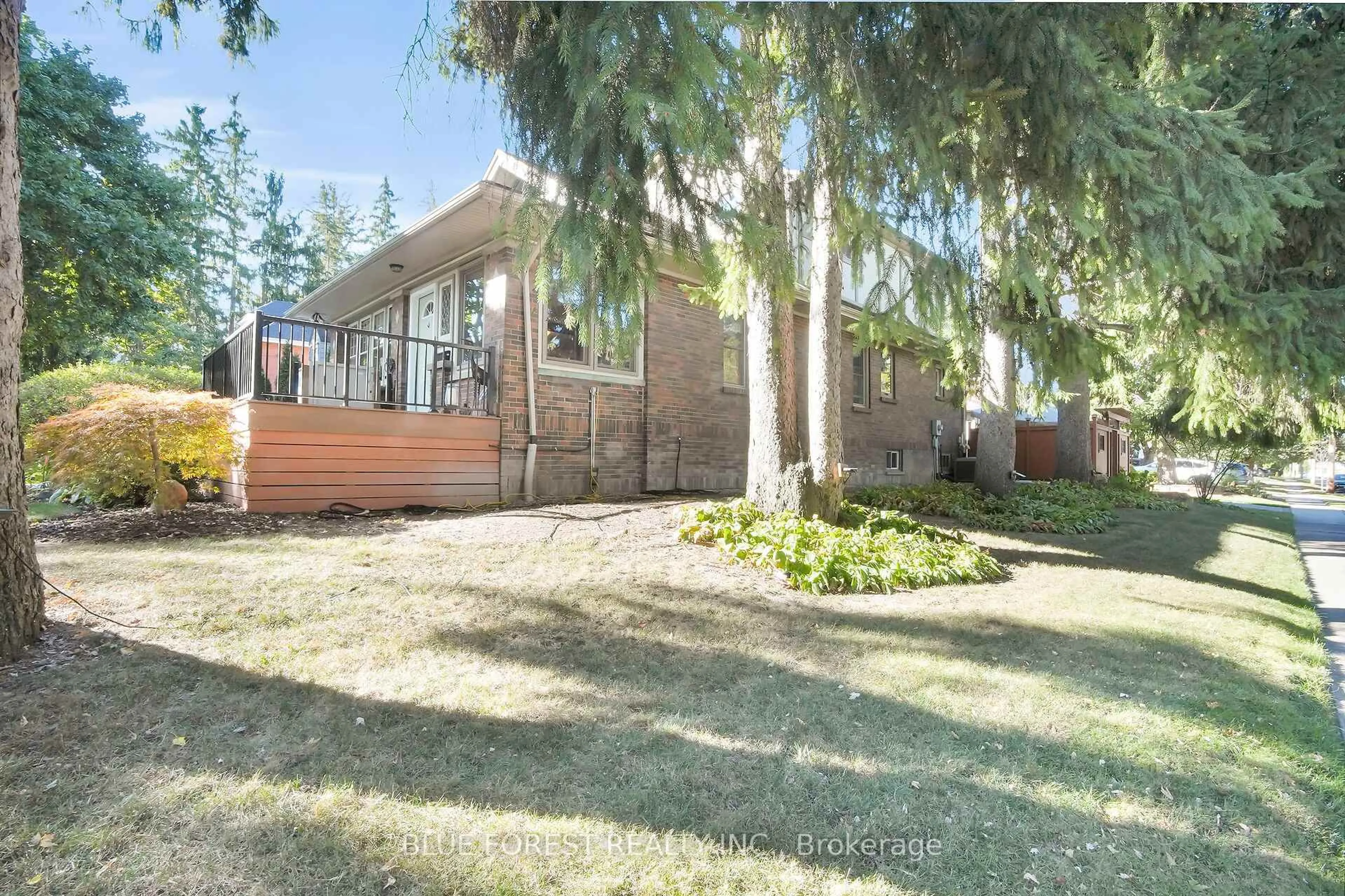 Unknown for 281 Cathcart St, London South Ontario N6C 3N6