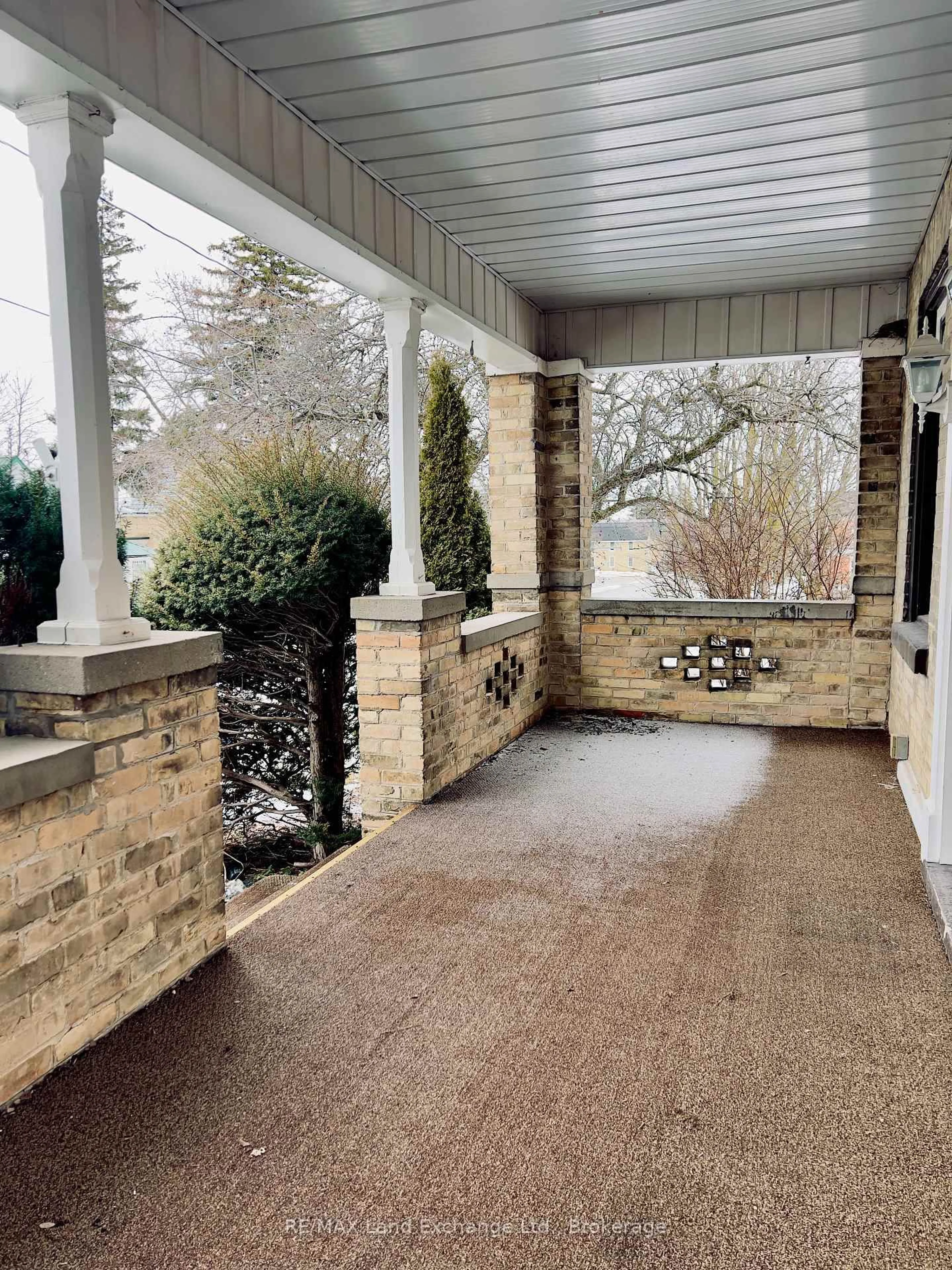 Unknown for 42 Elora St, South Bruce Ontario N0G 2J0