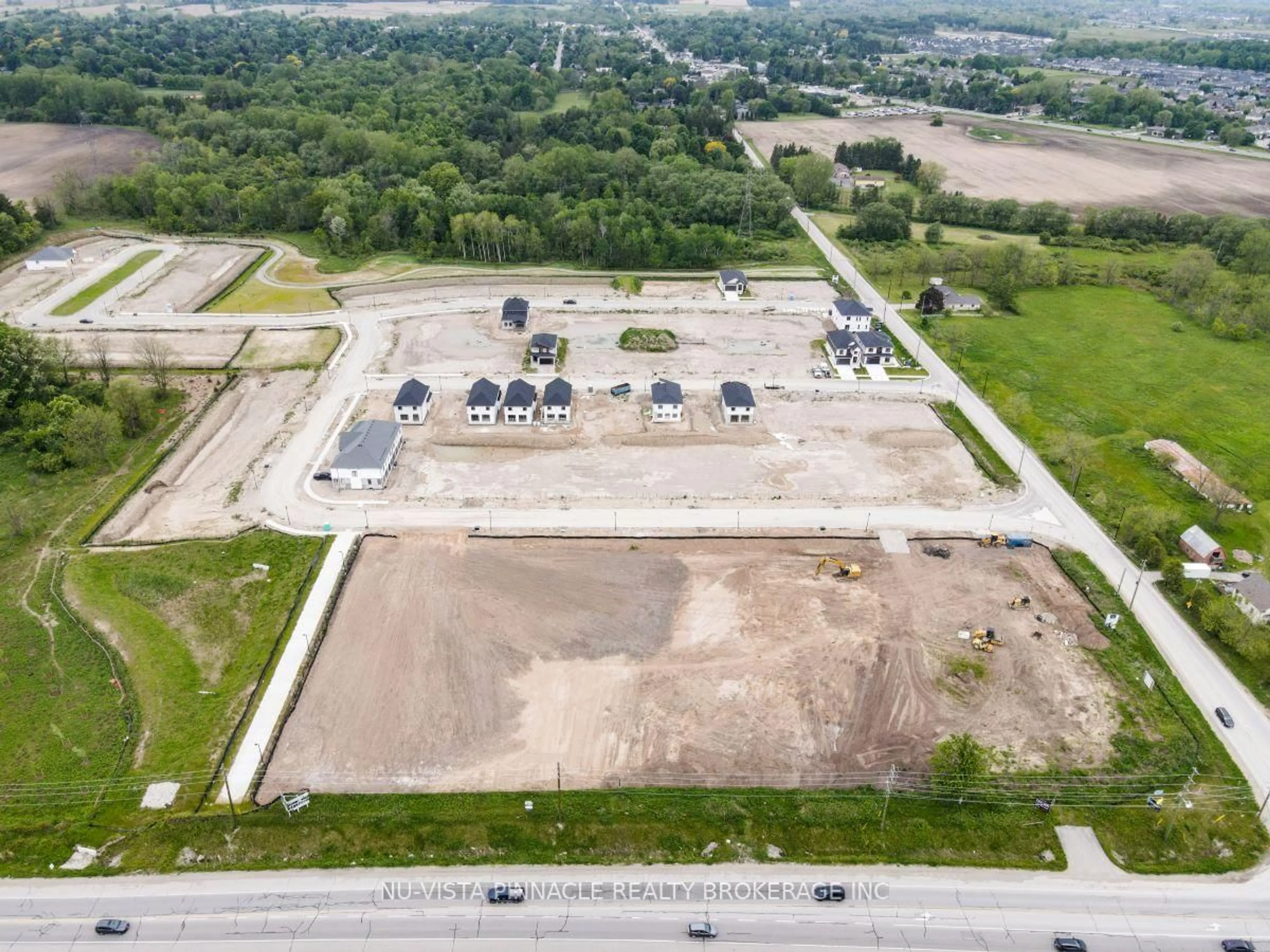 A pic from outside/outdoor area/front of a property/back of a property/a pic from drone, building for 4252 Liberty Crossing, London South Ontario N6P 1J9