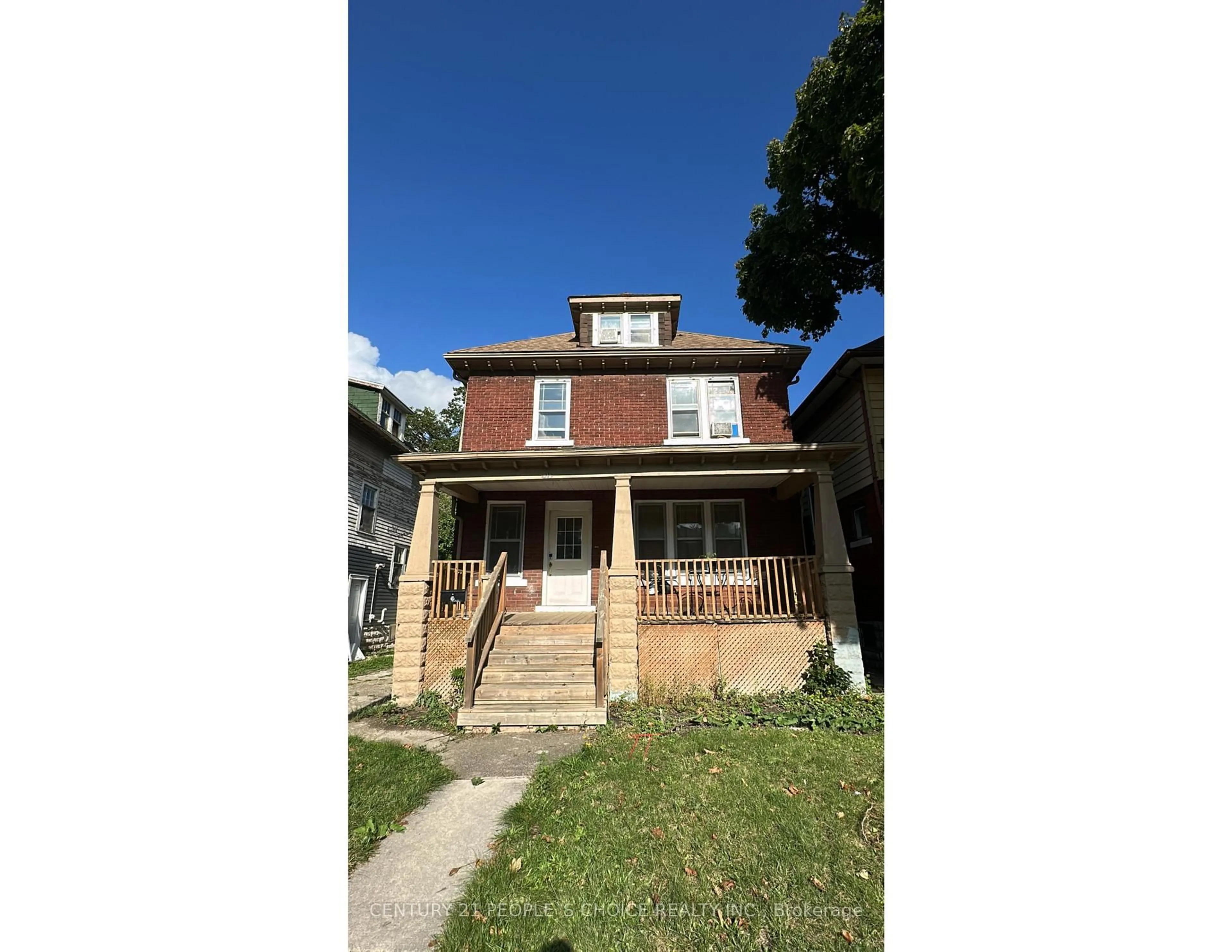 Unknown for 970 Dougall Ave, Windsor Ontario N9A 4R1