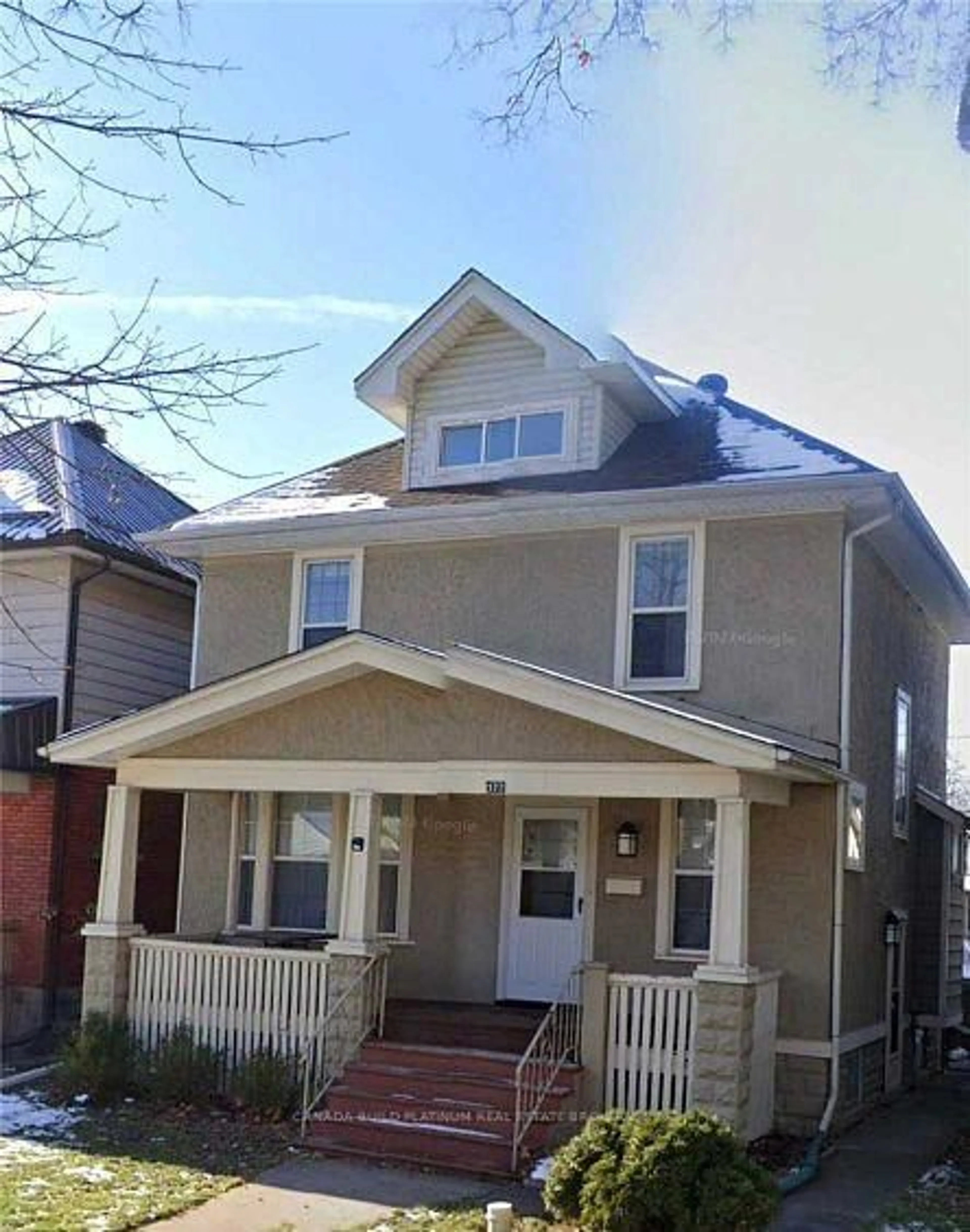 Home with vinyl exterior material, street for 377 Elm Ave, Windsor Ontario N9A 5H2