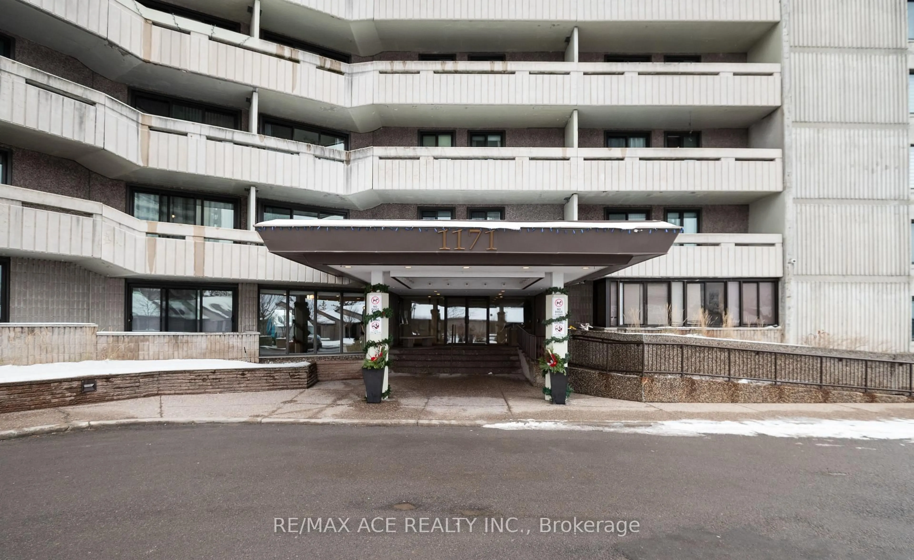 Blurry image for 1171 Ambleside Dr #1506, Ottawa Ontario K2B 8E1