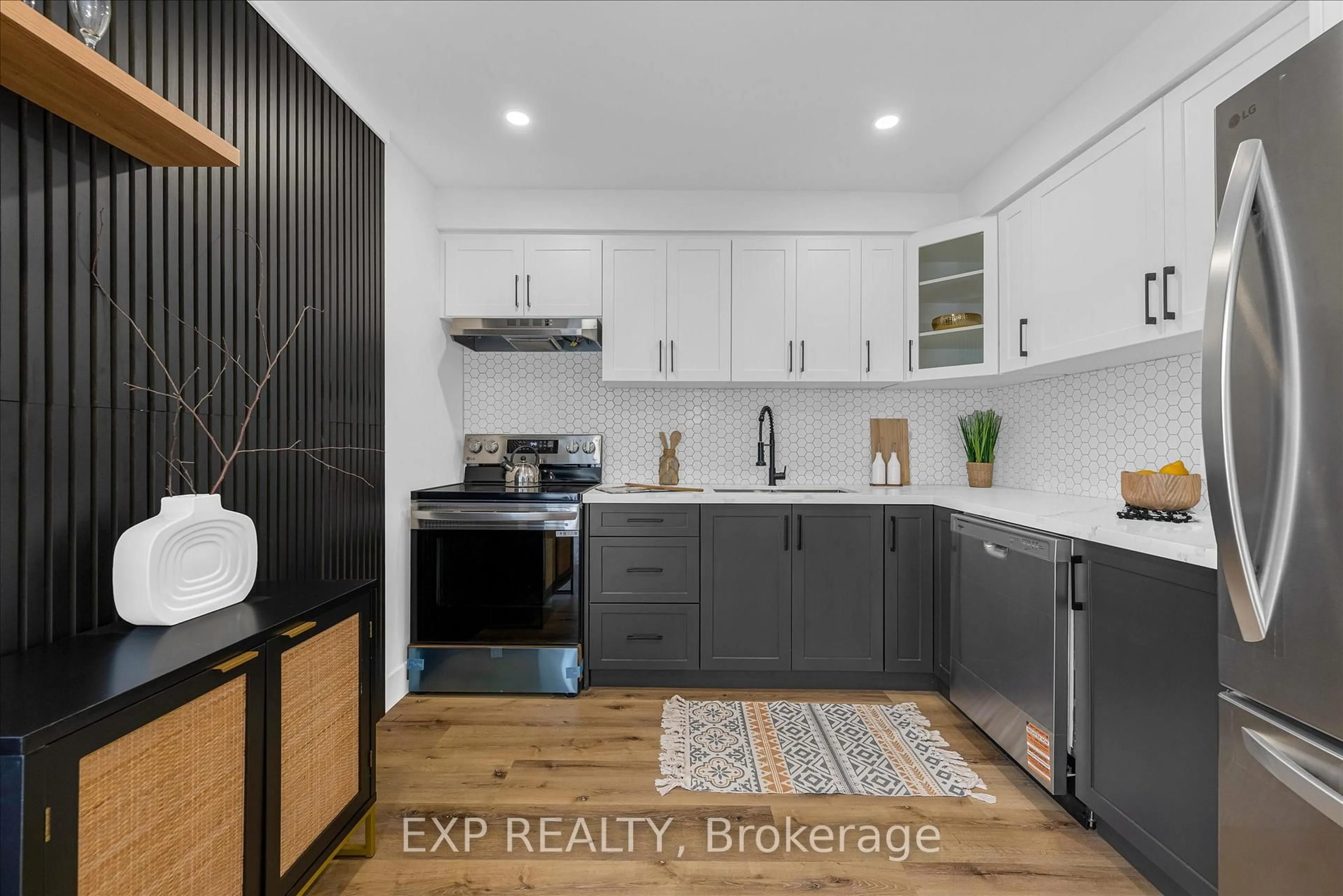 Open concept kitchen, unknown for 1255 Upper Gage Ave #10, Hamilton Ontario L8W 3C7