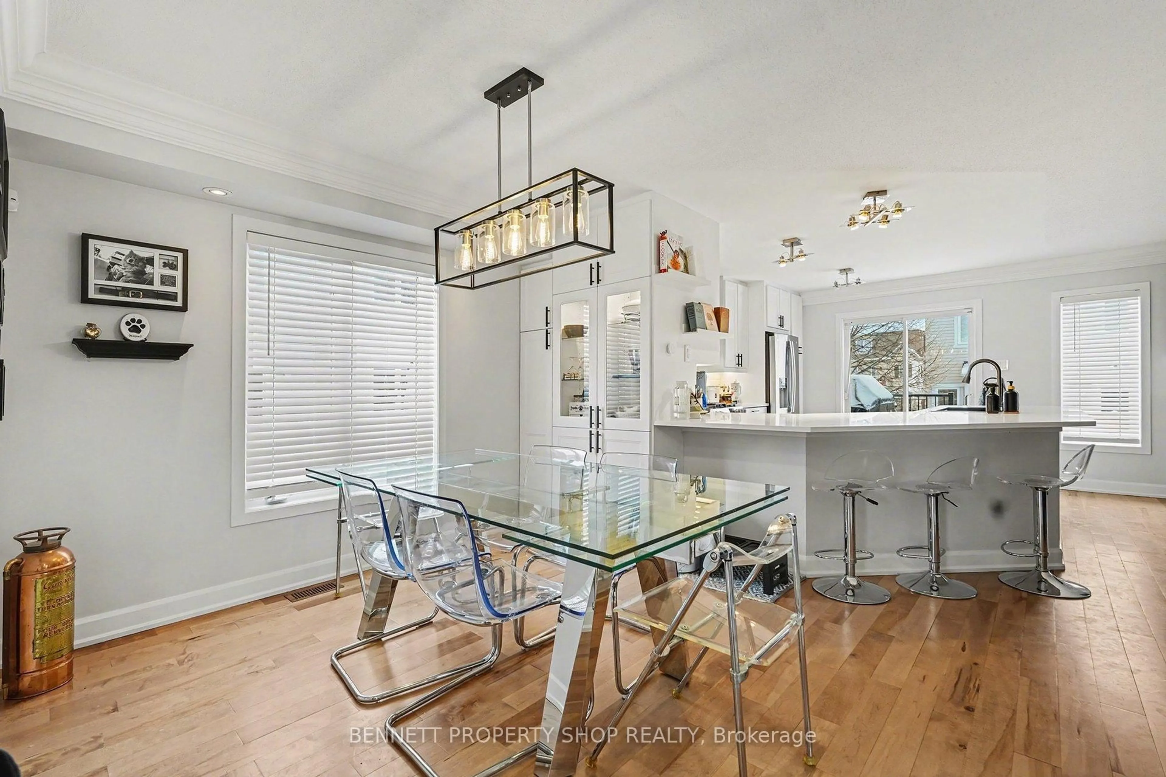 Dining room, unknown for 427 Montserrat St, Ottawa Ontario K2S 0L6