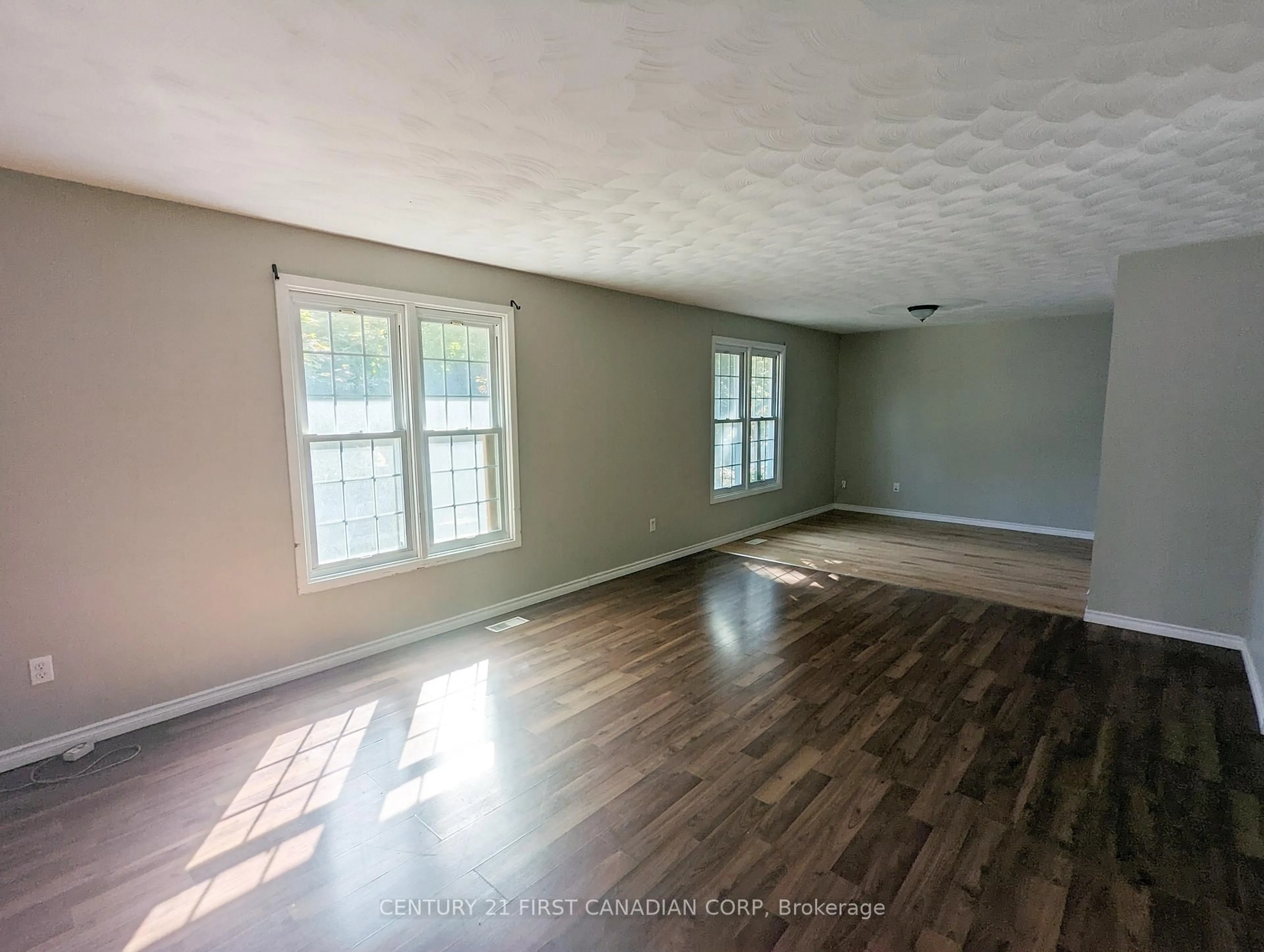 A pic of a room for 6 Spartan Dr, Brantford Ontario N3R 6C7