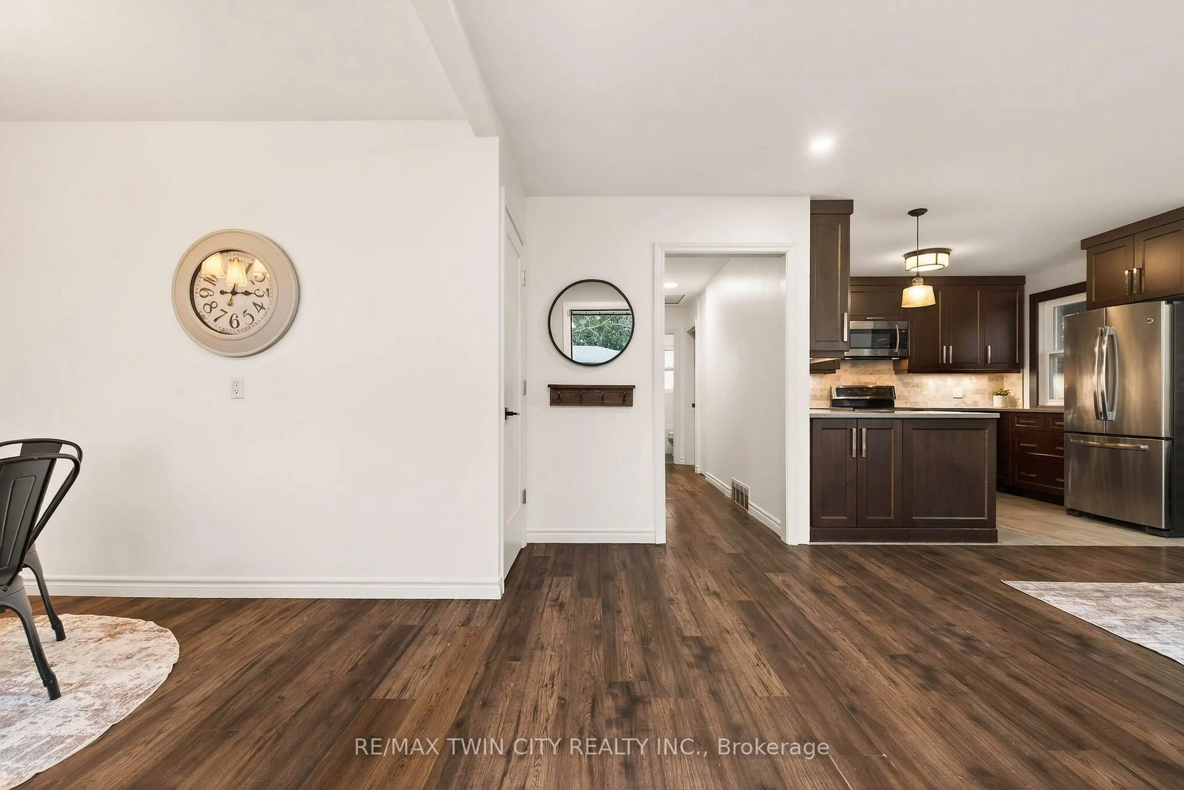 Open concept kitchen, wood/laminate floor for 43 Blueridge Cres, Brantford Ontario N3R 5E6