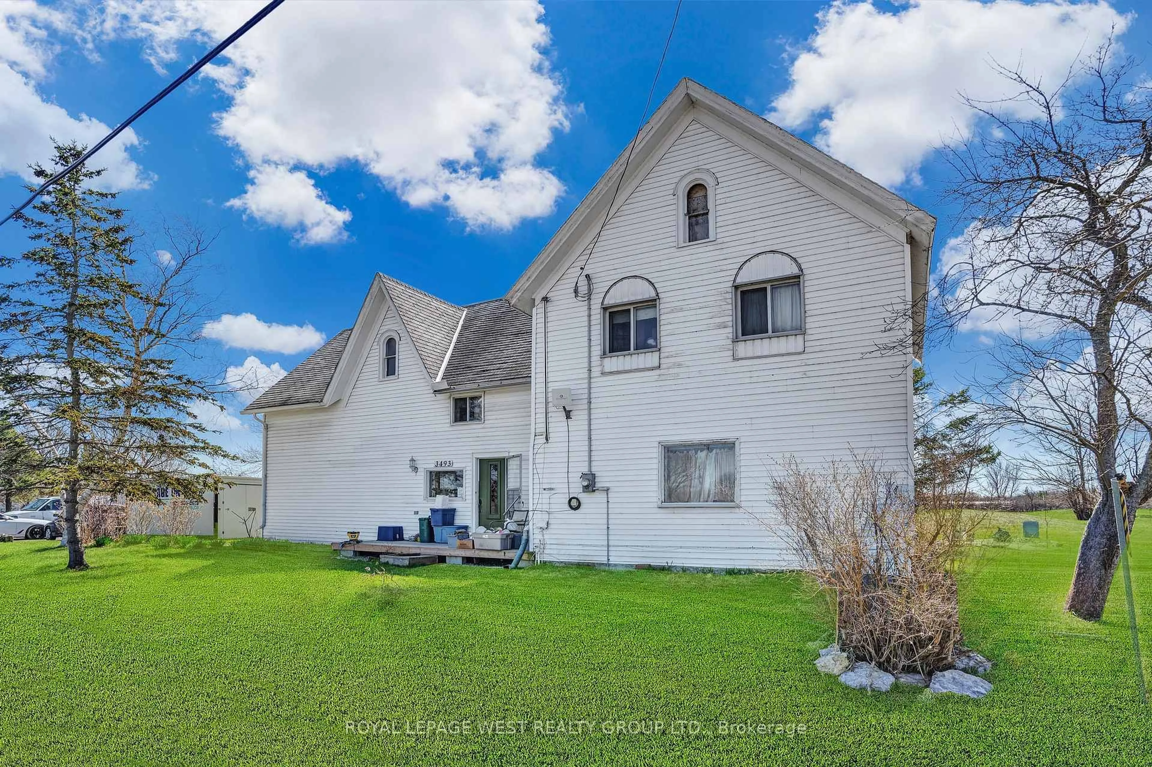 A pic from outside/outdoor area/front of a property/back of a property/a pic from drone, building for 3493 Highway 3, Port Colborne Ontario L3K 5V3