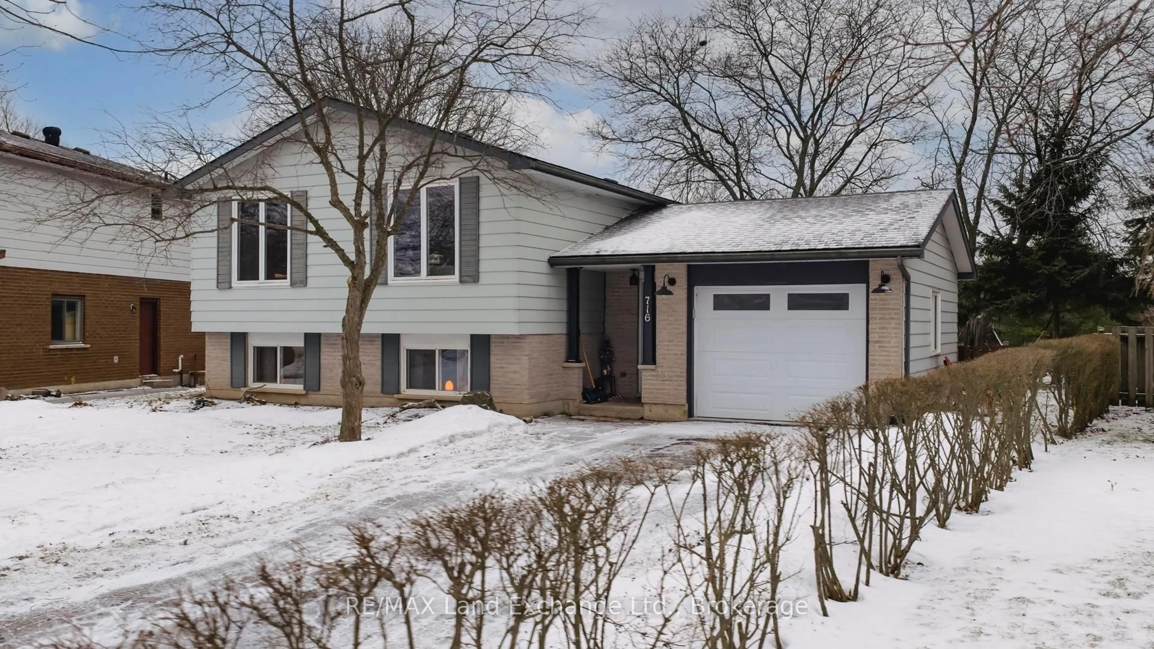 Home with vinyl exterior material, street for 716 Palmateer Dr, Kincardine Ontario N2Z 1R3