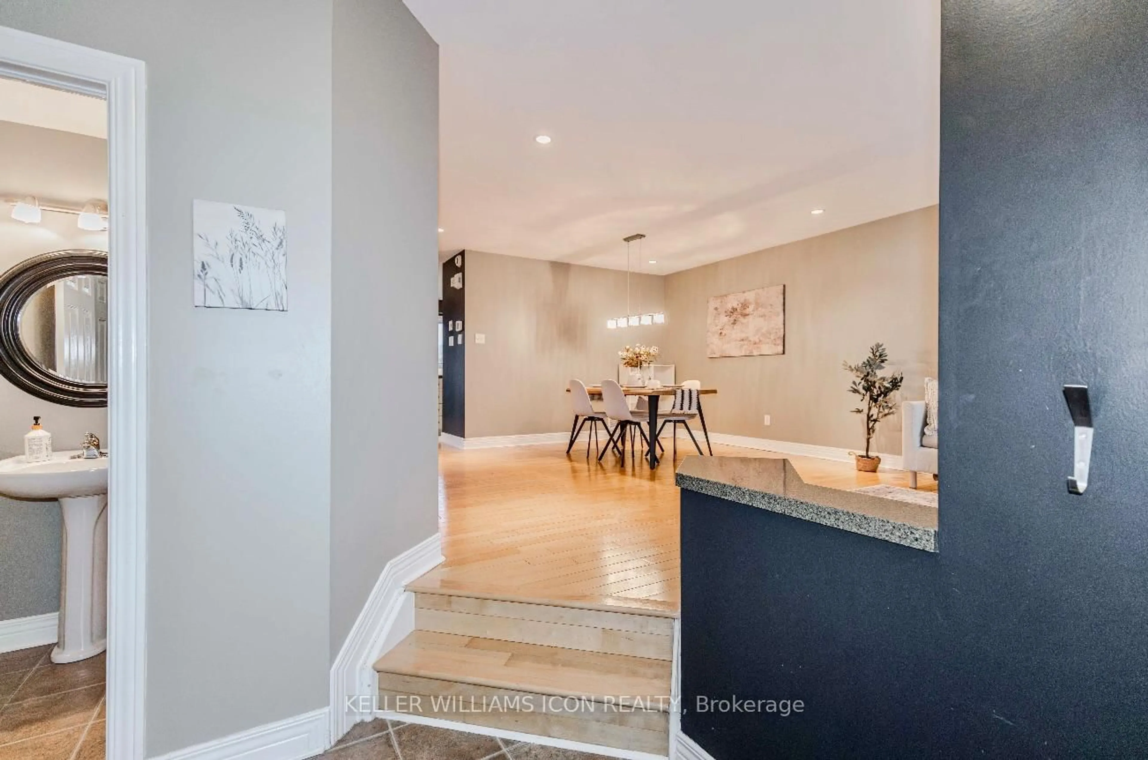 Unknown for 40 Huntcliff Pl, Ottawa Ontario K2G 6Z8