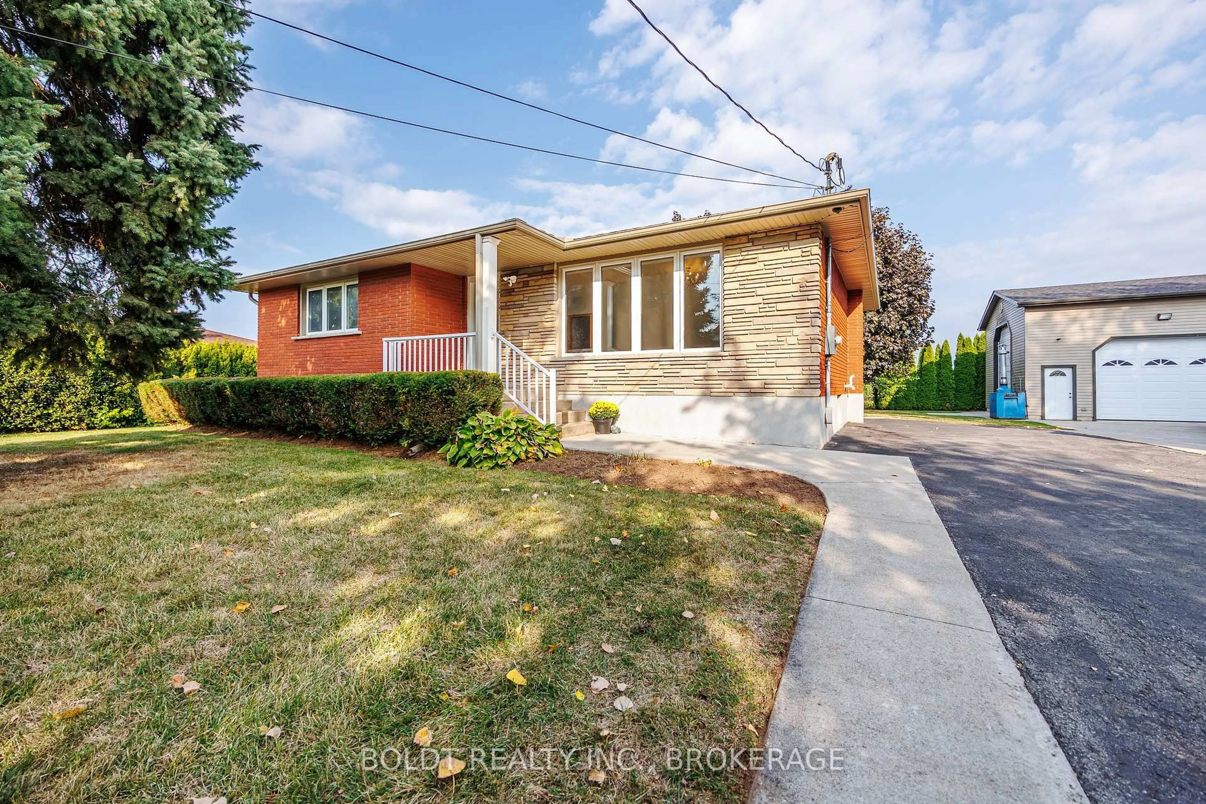Home with brick exterior material, street for 1591 CONCESSION 4 Rd, Niagara-on-the-Lake Ontario L0S 1J0