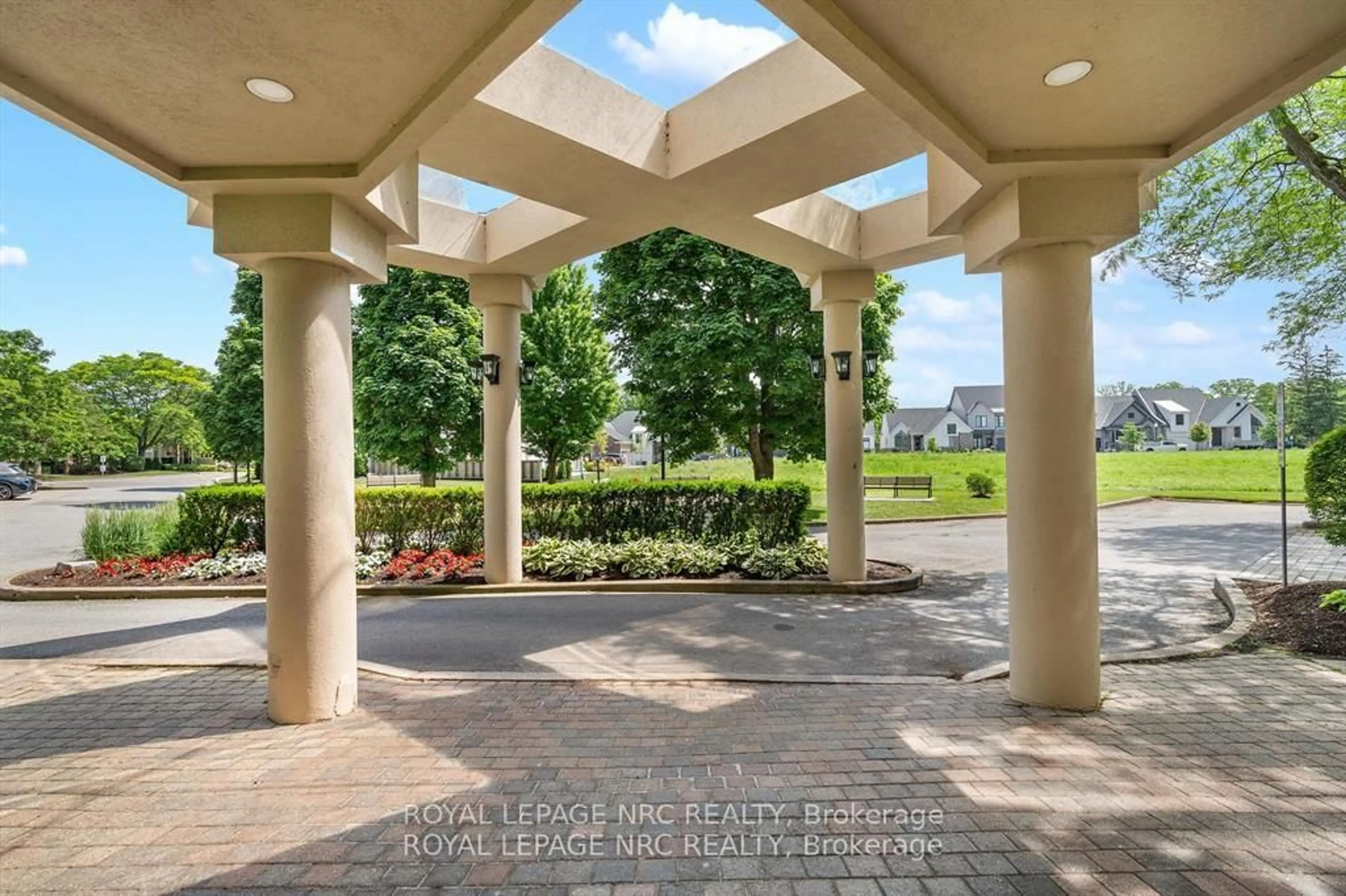 Patio, unknown for 162 Martindale Rd #605, St. Catharines Ontario L2S 3S4