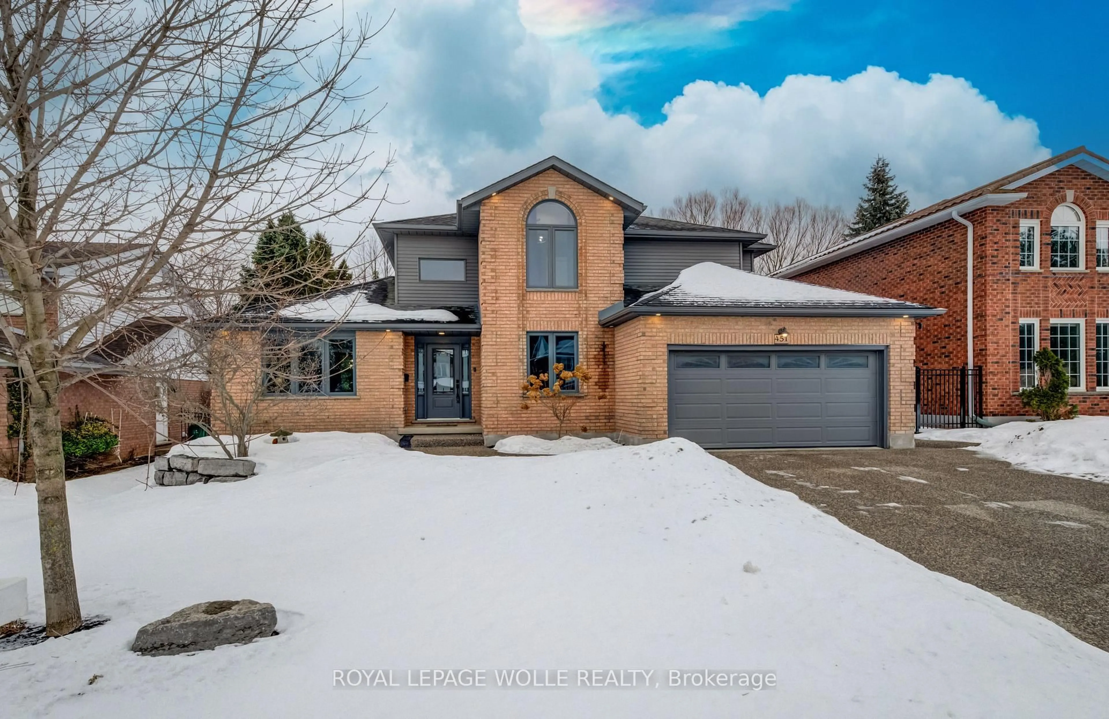 Home with brick exterior material, street for 451 Knightsbridge Crt, Waterloo Ontario N2T 2G5