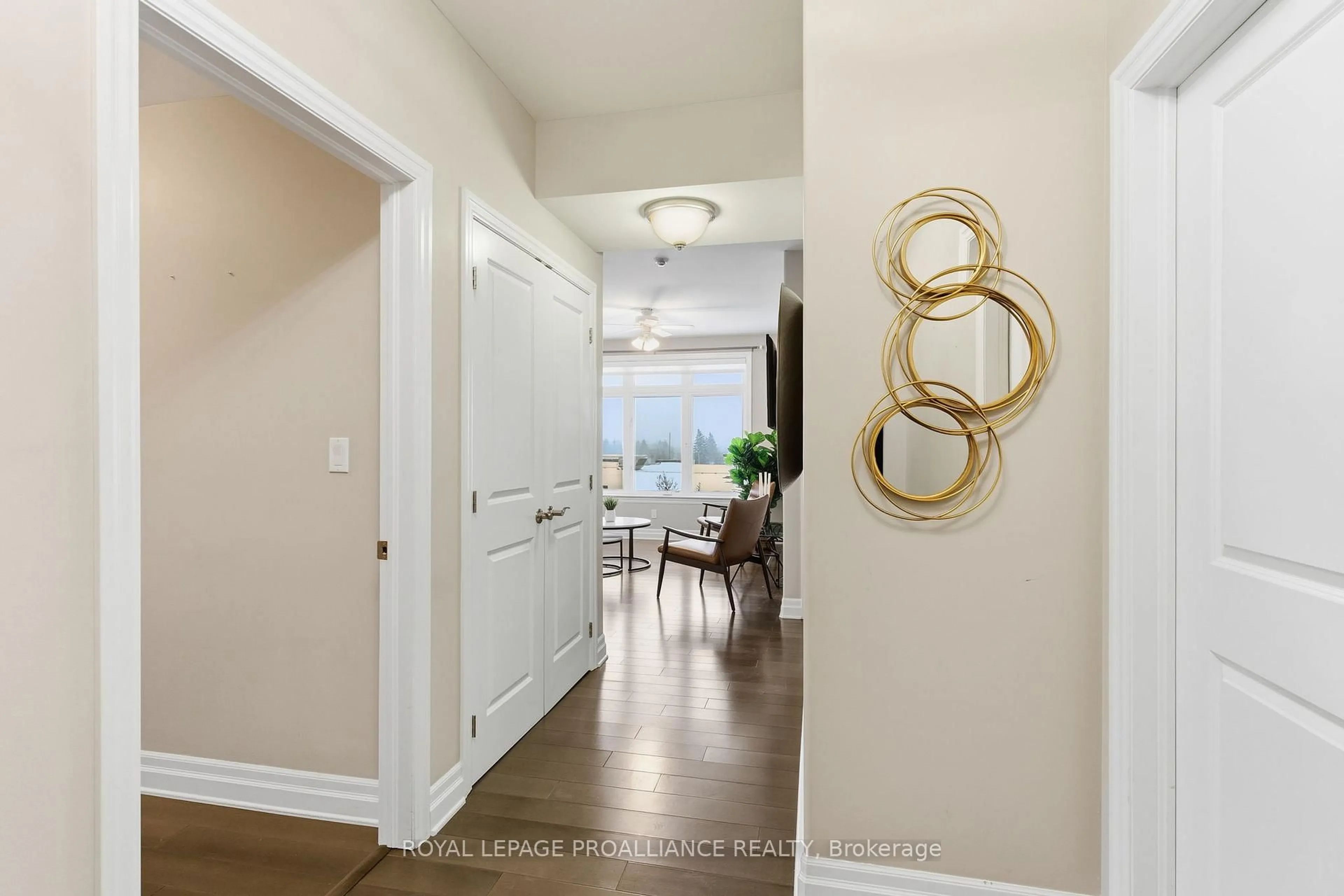 Indoor entryway for 1109 Millwood Ave #304, Brockville Ontario K6V 0C7